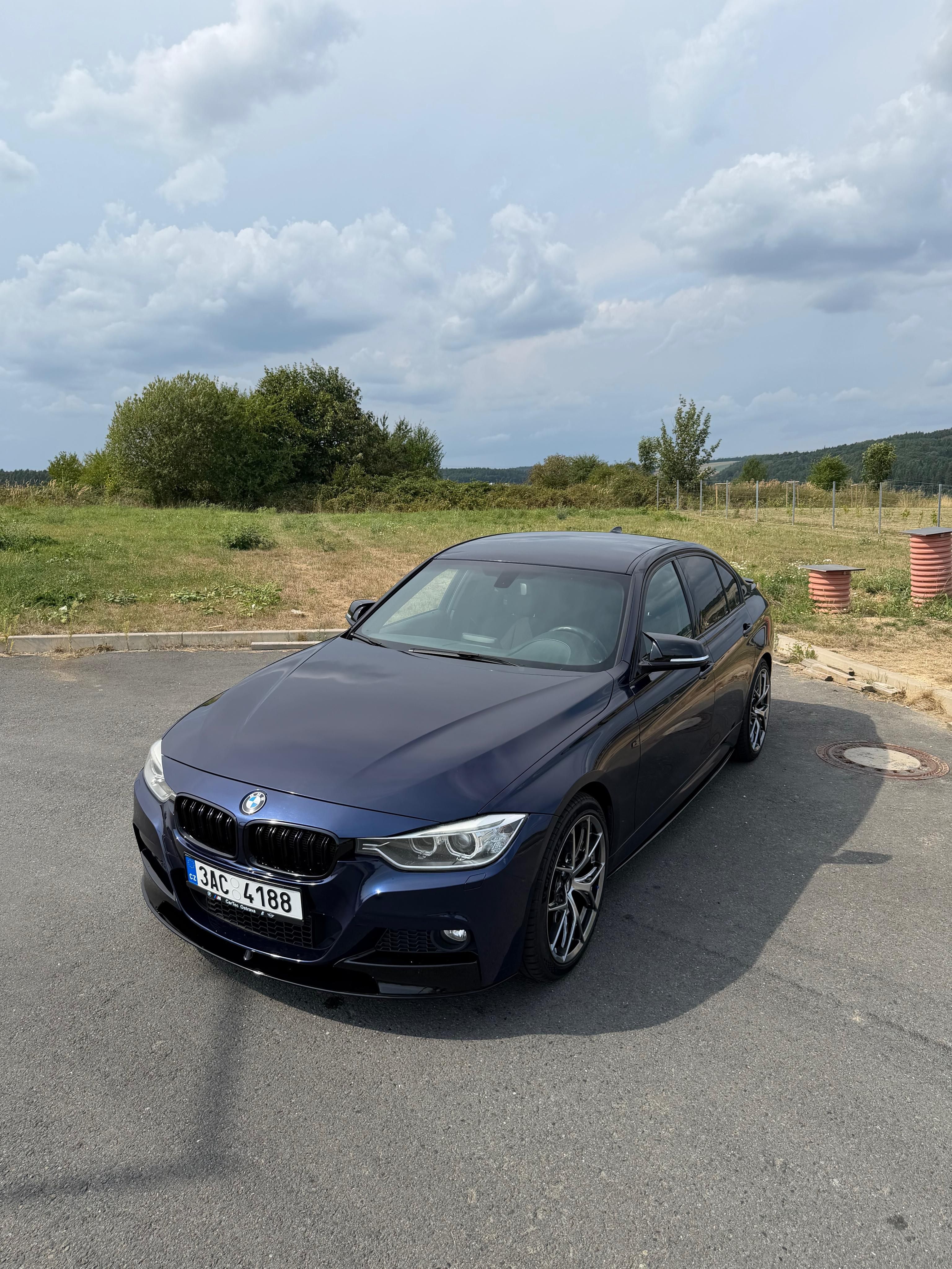BMW Řada 3, BMW F30 328i M Paket | xDrive