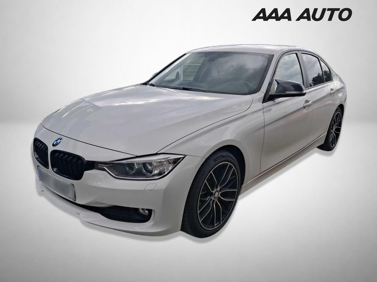 BMW Řada 3, 316 d, Xenony