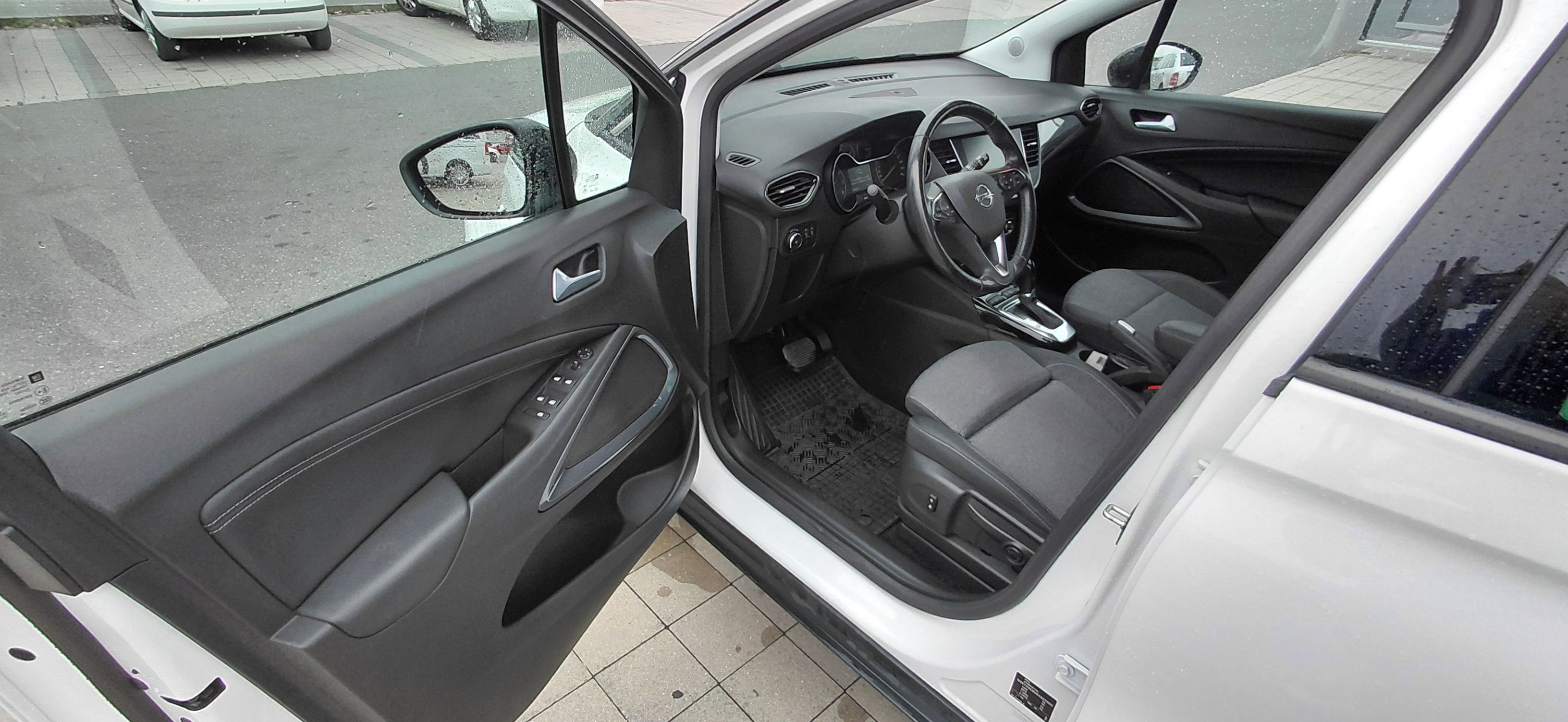 Opel Crossland - fotka 4