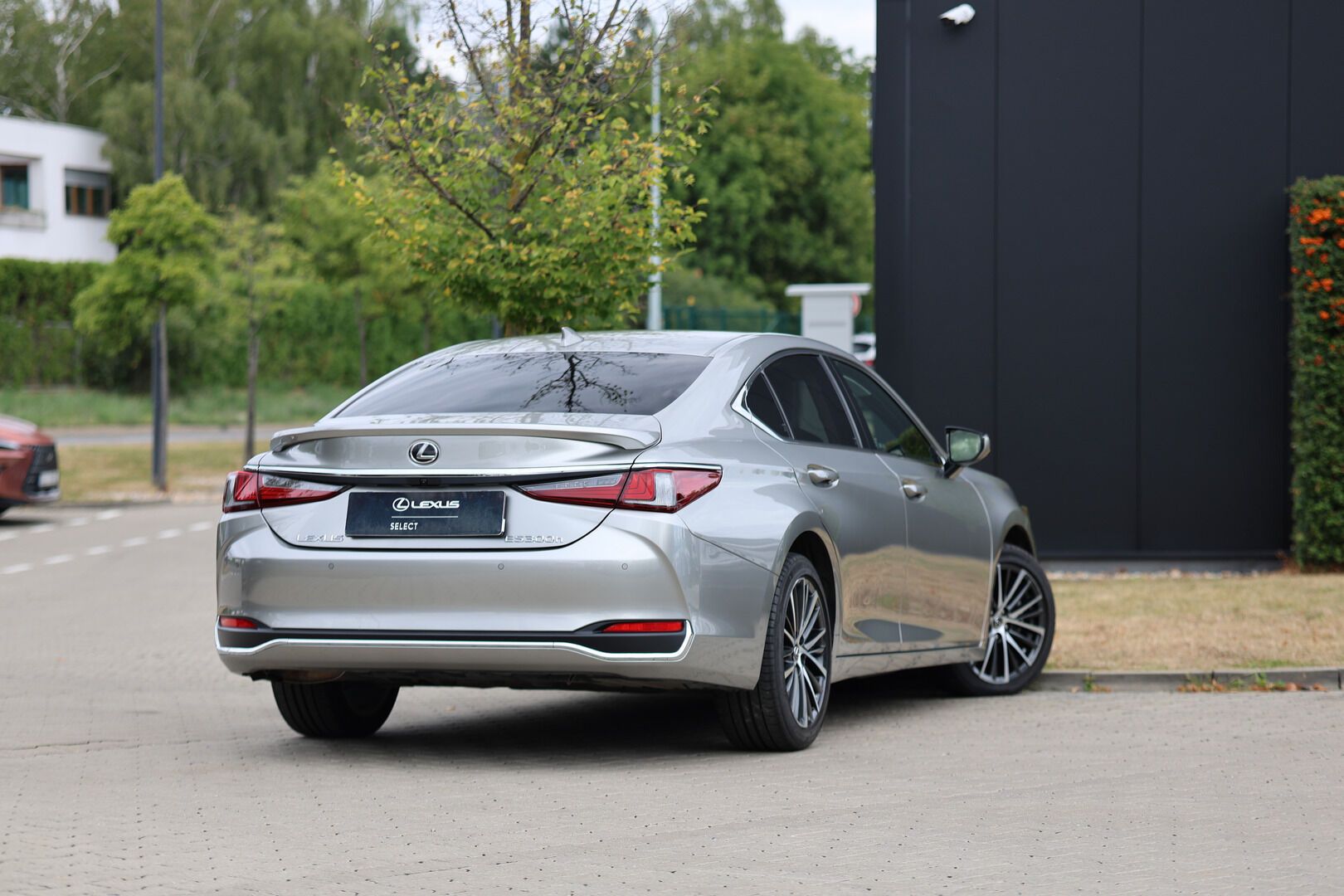 Lexus ES 300h, 300H 2,5 HEV BUSINESS EDITION - fotka 4