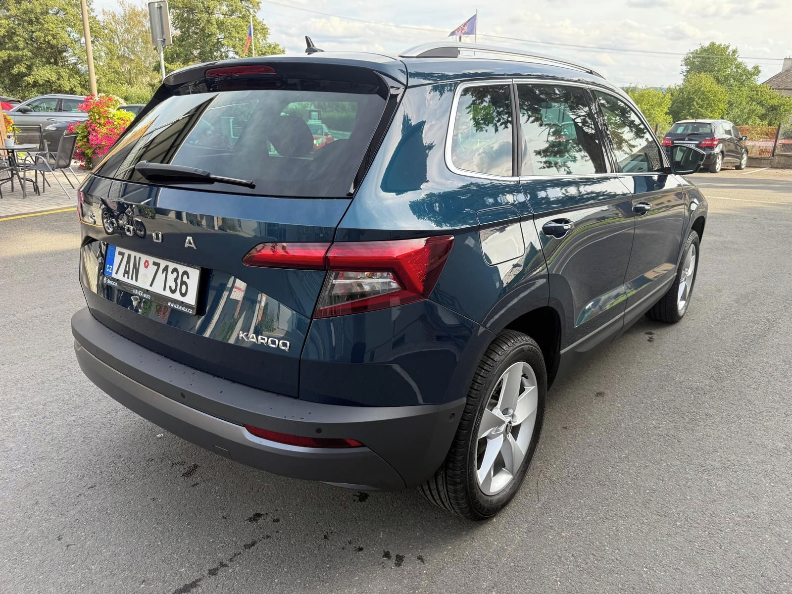 Škoda Karoq, 1.0TSi 85kW DSG navi jen7289km - fotka 6