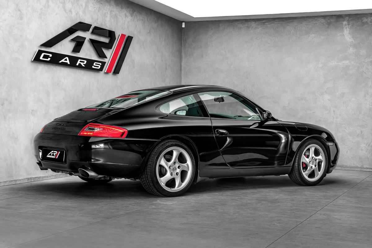 Porsche 911, 996 Carrera - fotka 5