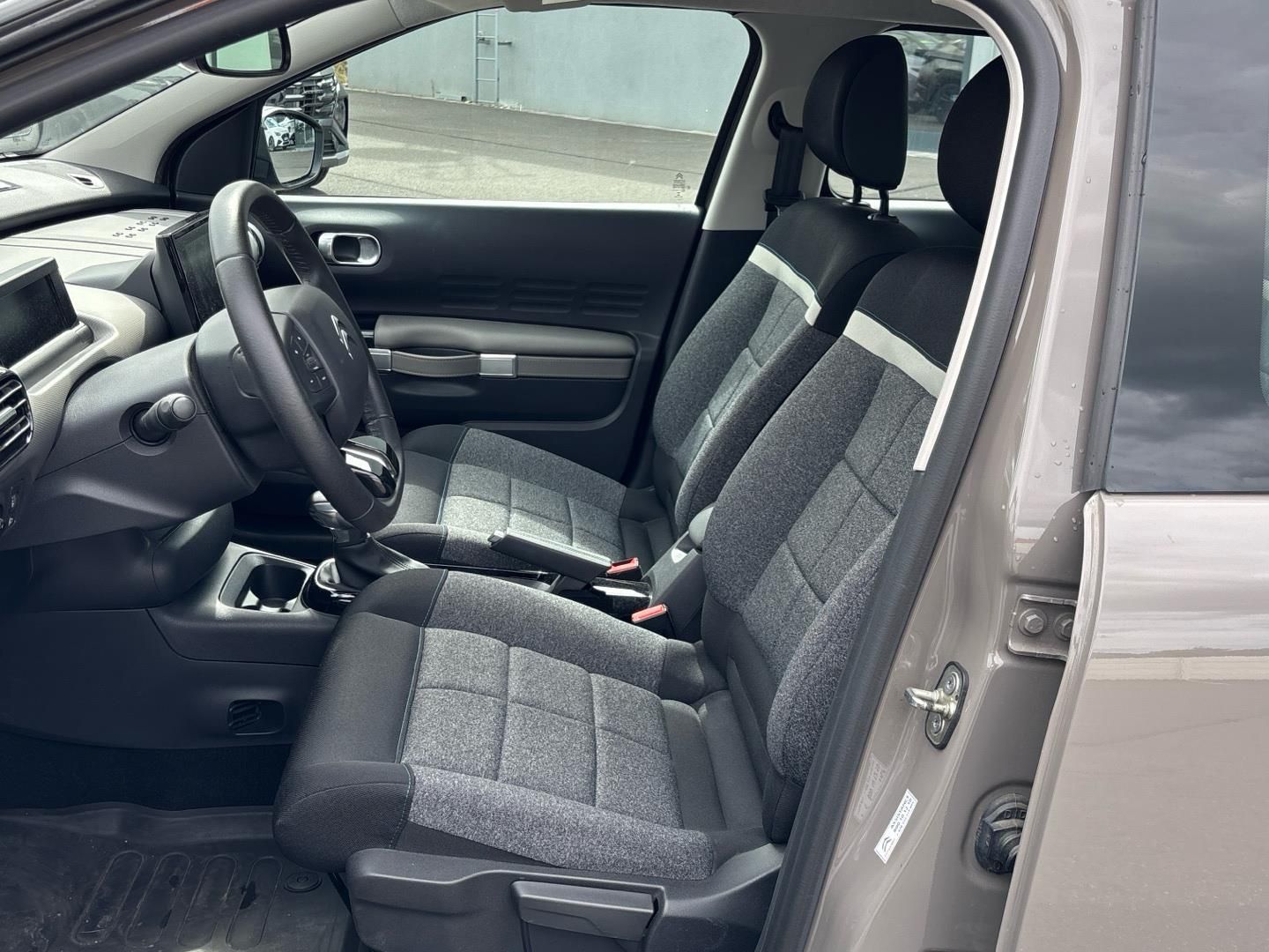 Citroën C4 Cactus, 1.2 PureTech / 81 kW S&S Feel - fotka 5