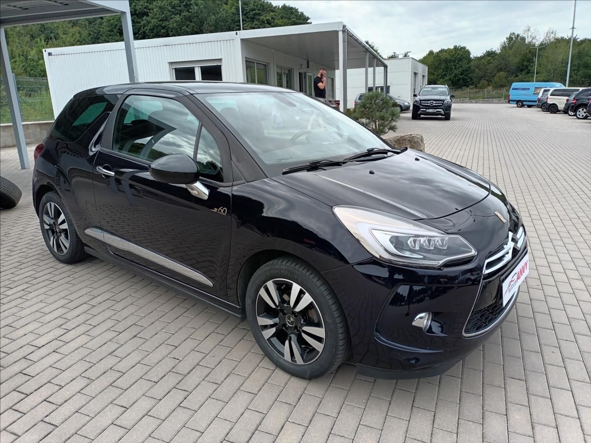Citroën DS3, 1,2 PT,81KW,DIGIKLIMA,KOLA - fotka 3