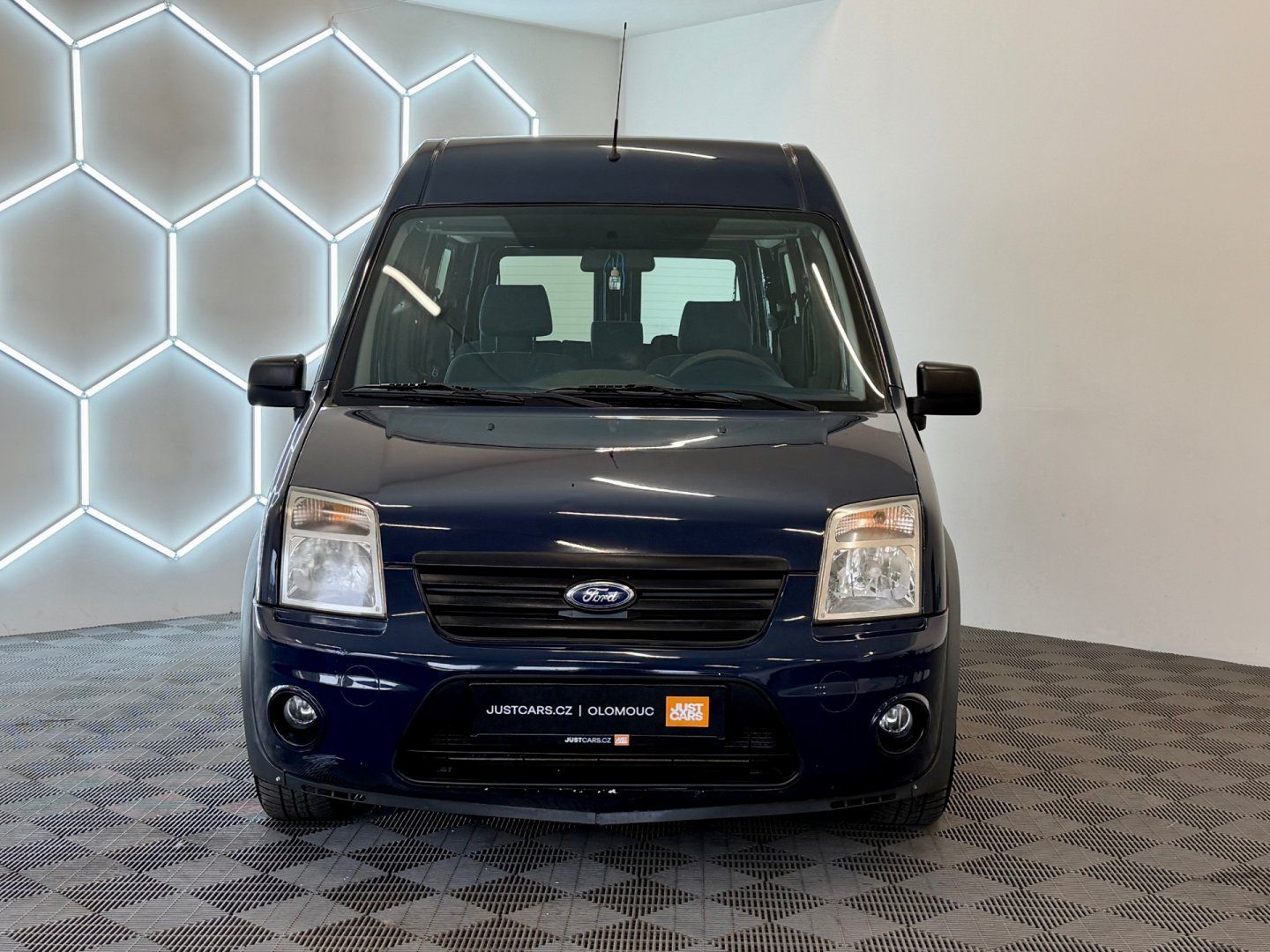 Ford Transit Connect, 1.8TDCi, 1.MAJ., 81kW, DPH - fotka 2