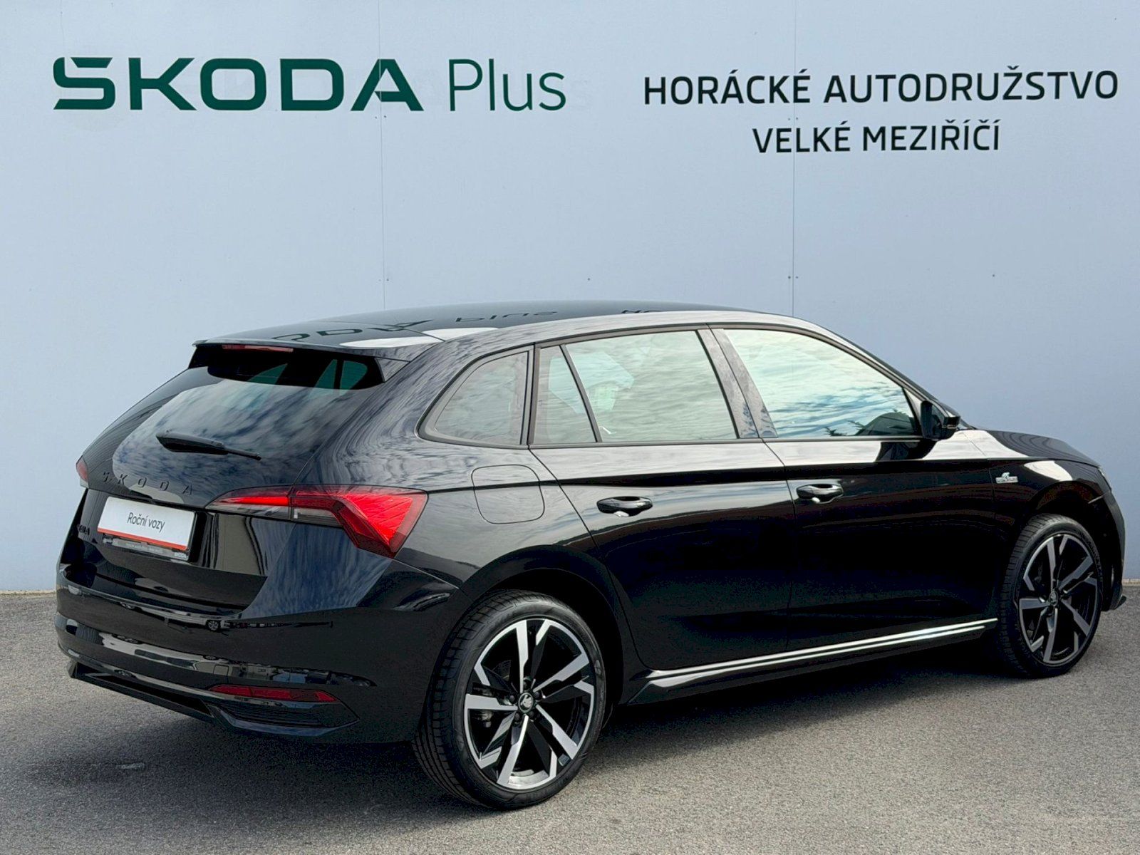 Škoda Scala, Monte Carlo 1,0 TSI 85 kW 6° M - fotka 2