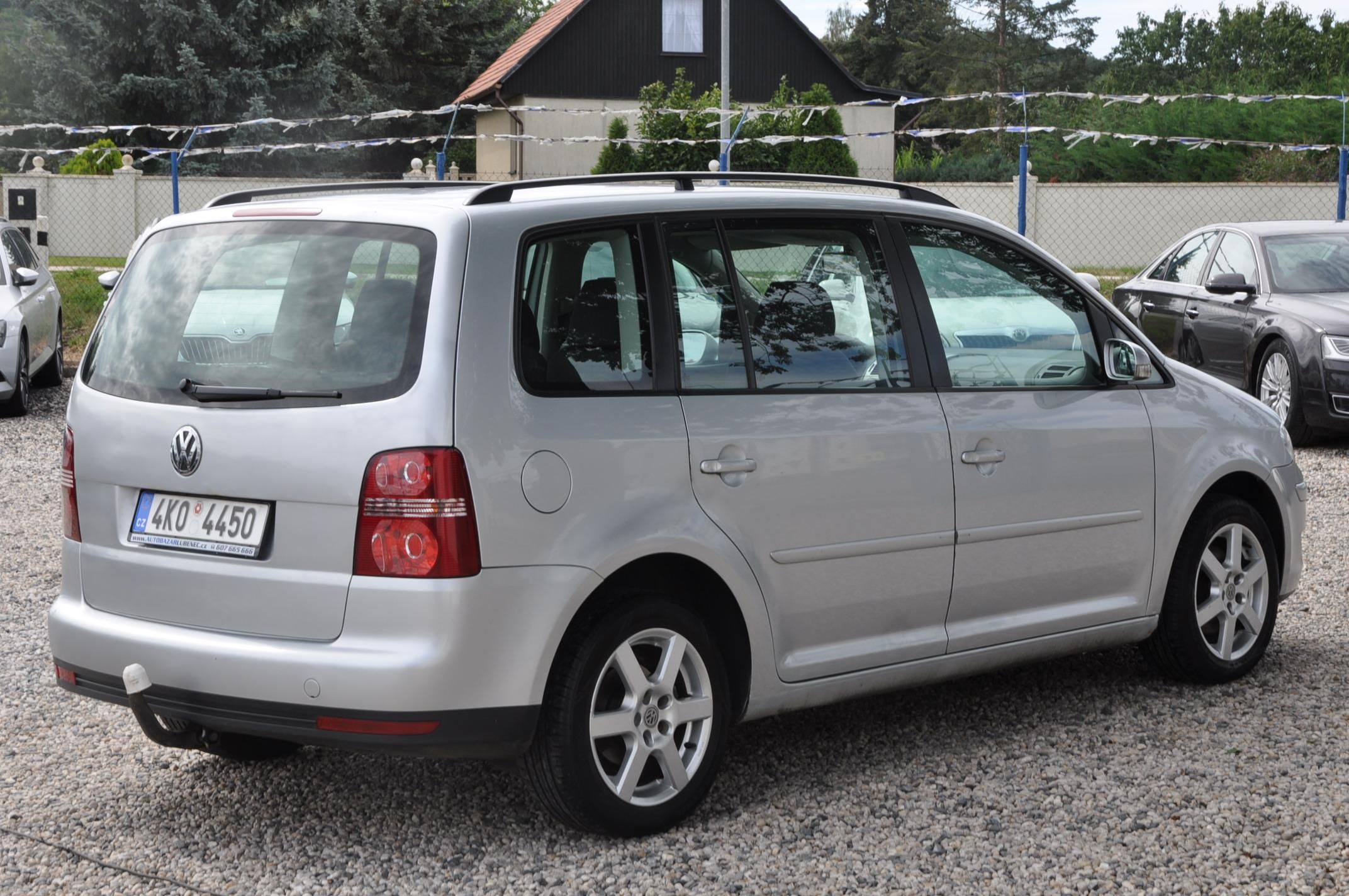 Volkswagen Touran, 1.9TDi 77kW 7.míst - fotka 3