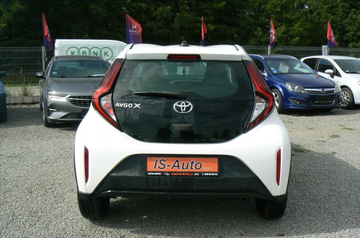 Toyota Aygo, 1,0 X  ČR -3561 KM - fotka 6