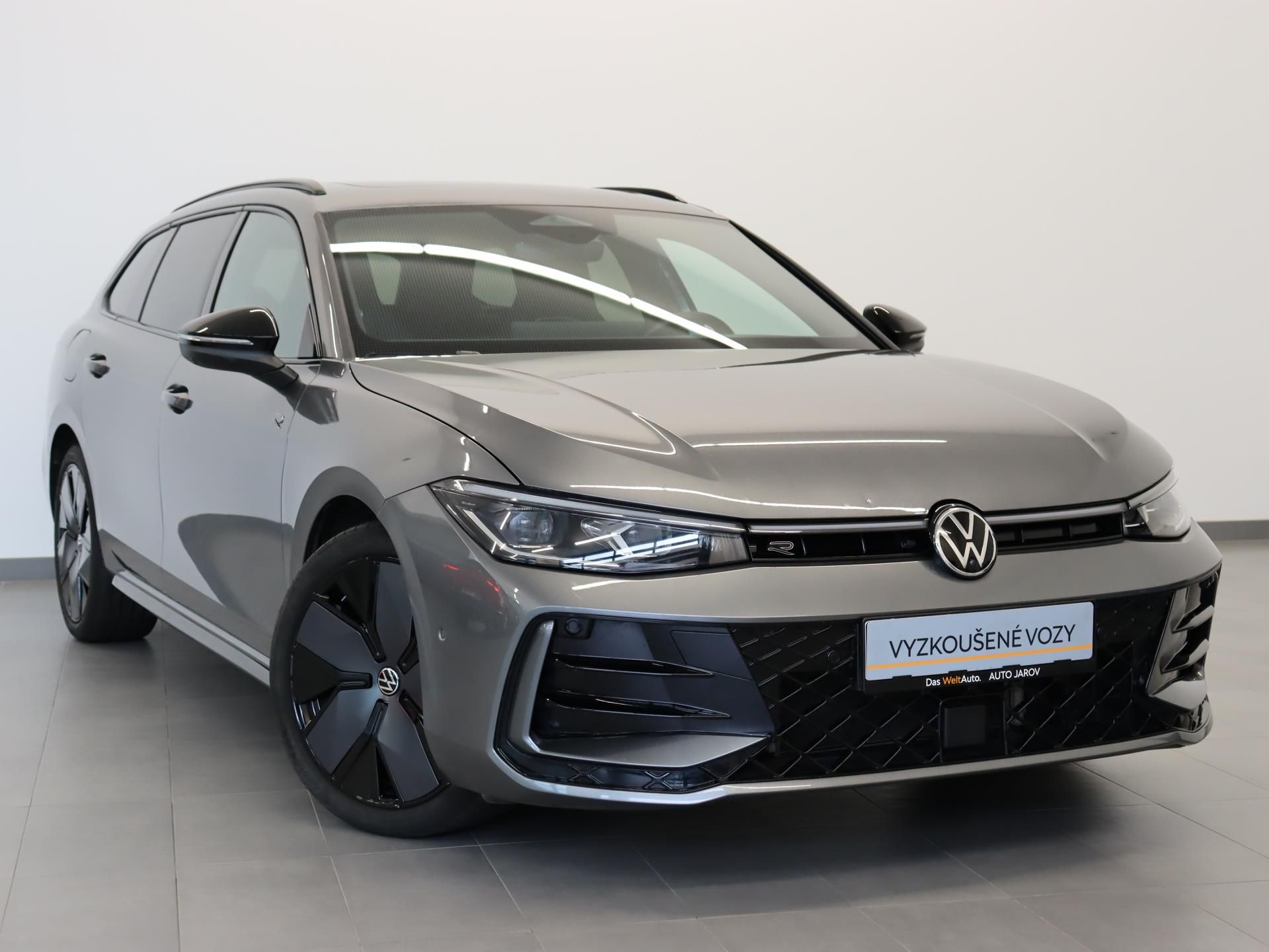 Volkswagen Passat, R-LINE 2,0 TDI 142 KW 4MOT - fotka 6