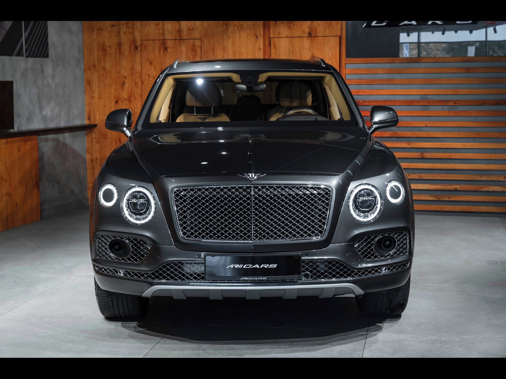 Bentley Bentayga - fotka 5