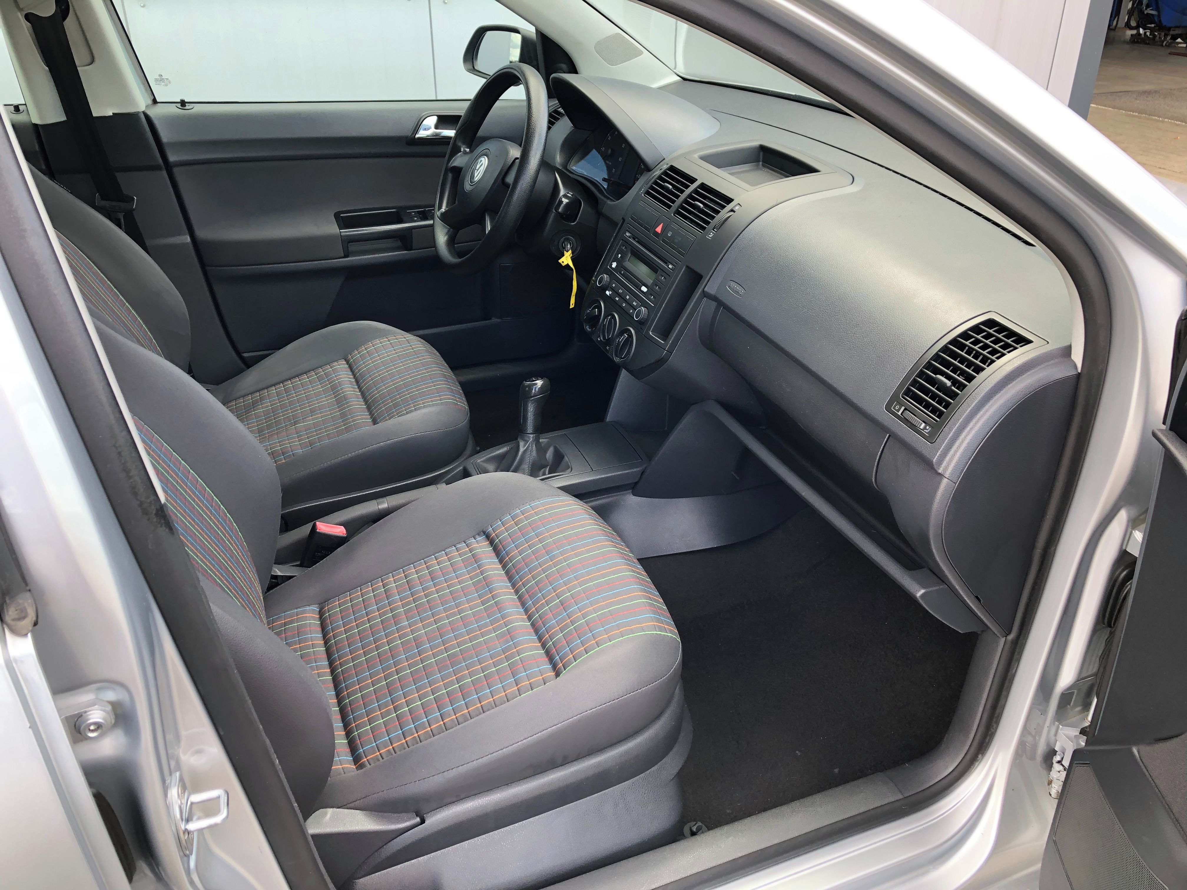 Volkswagen Polo, 1,2 12V nová STK a rozvody - fotka 6