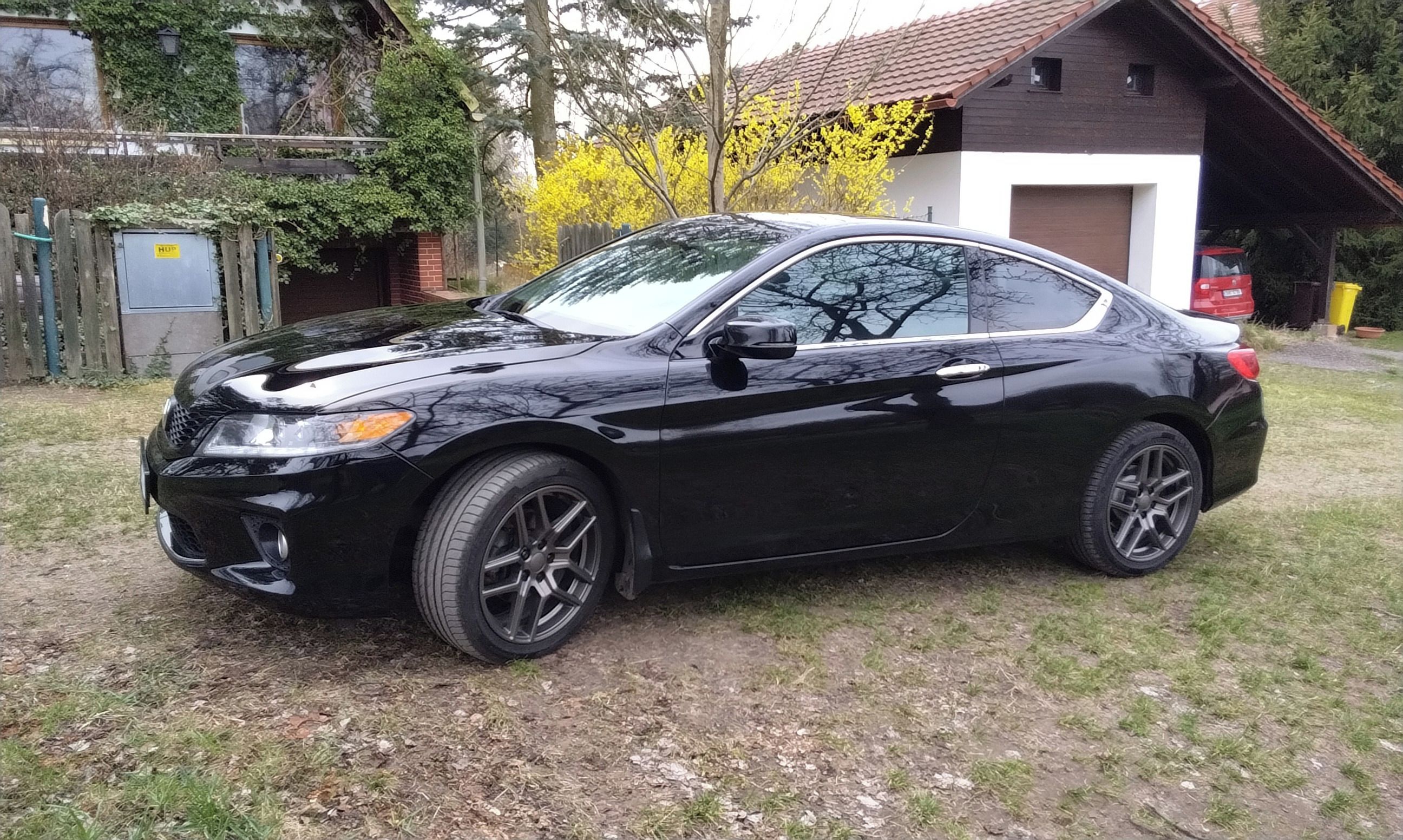 Honda Accord, Coupe EX-L V6 - fotka 3
