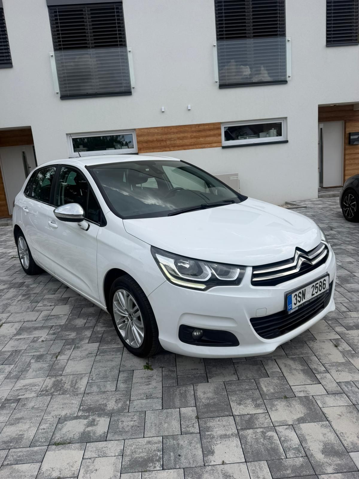 Citroën C4, 1.6 HDi 75 kW - fotka 5