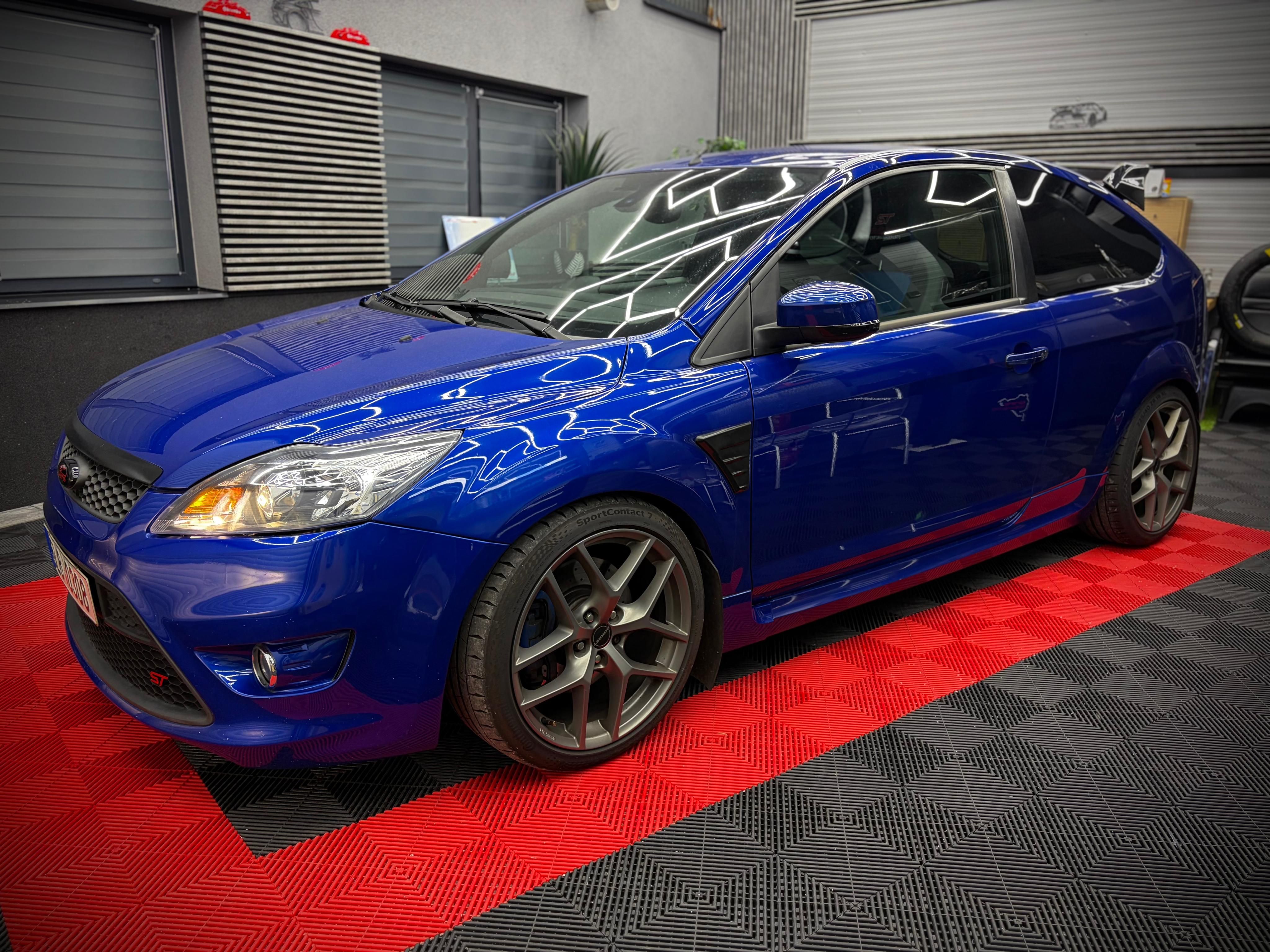 Ford Focus, ST225 - fotka 2