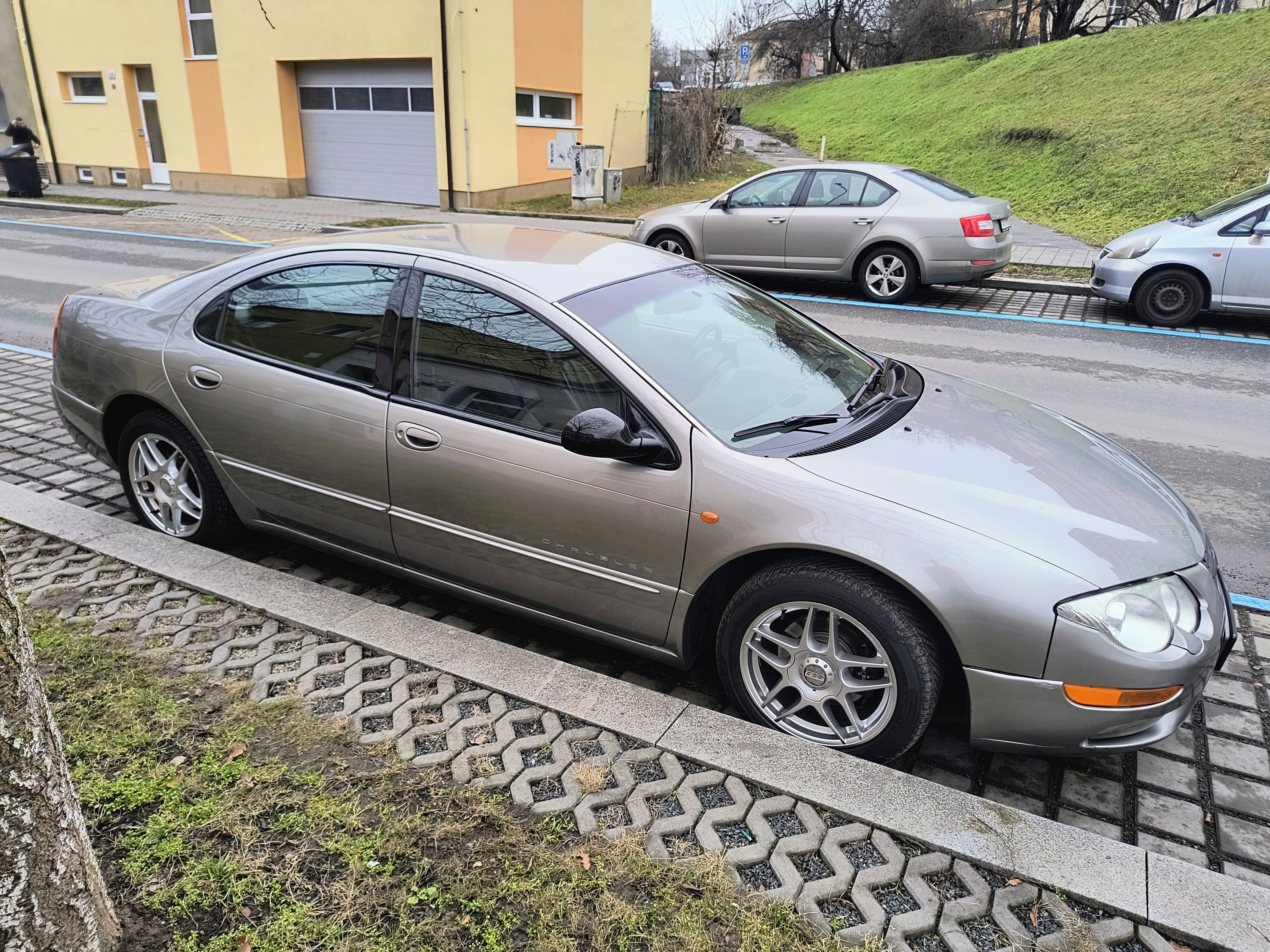 Chrysler 300M, Krásný Chrysler 300M 3,5 l - fotka 2