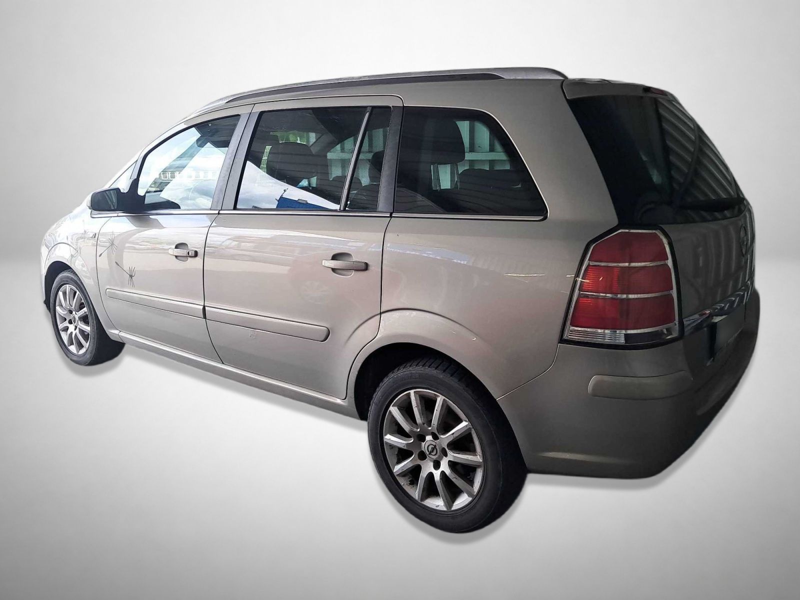 Opel Zafira, 1.6 CNG ecoFlex, 7 míst, Klima - fotka 2