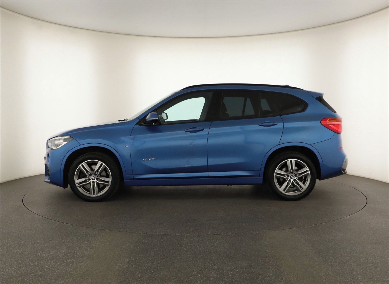 BMW X1, xDrive20d, M Sport, 4X4 - fotka 3