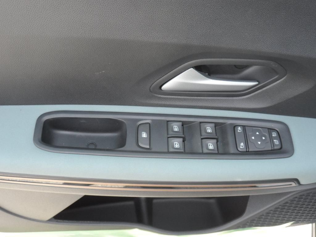 Dacia Sandero, Stepway Extreme Eco-G 120 - fotka 5