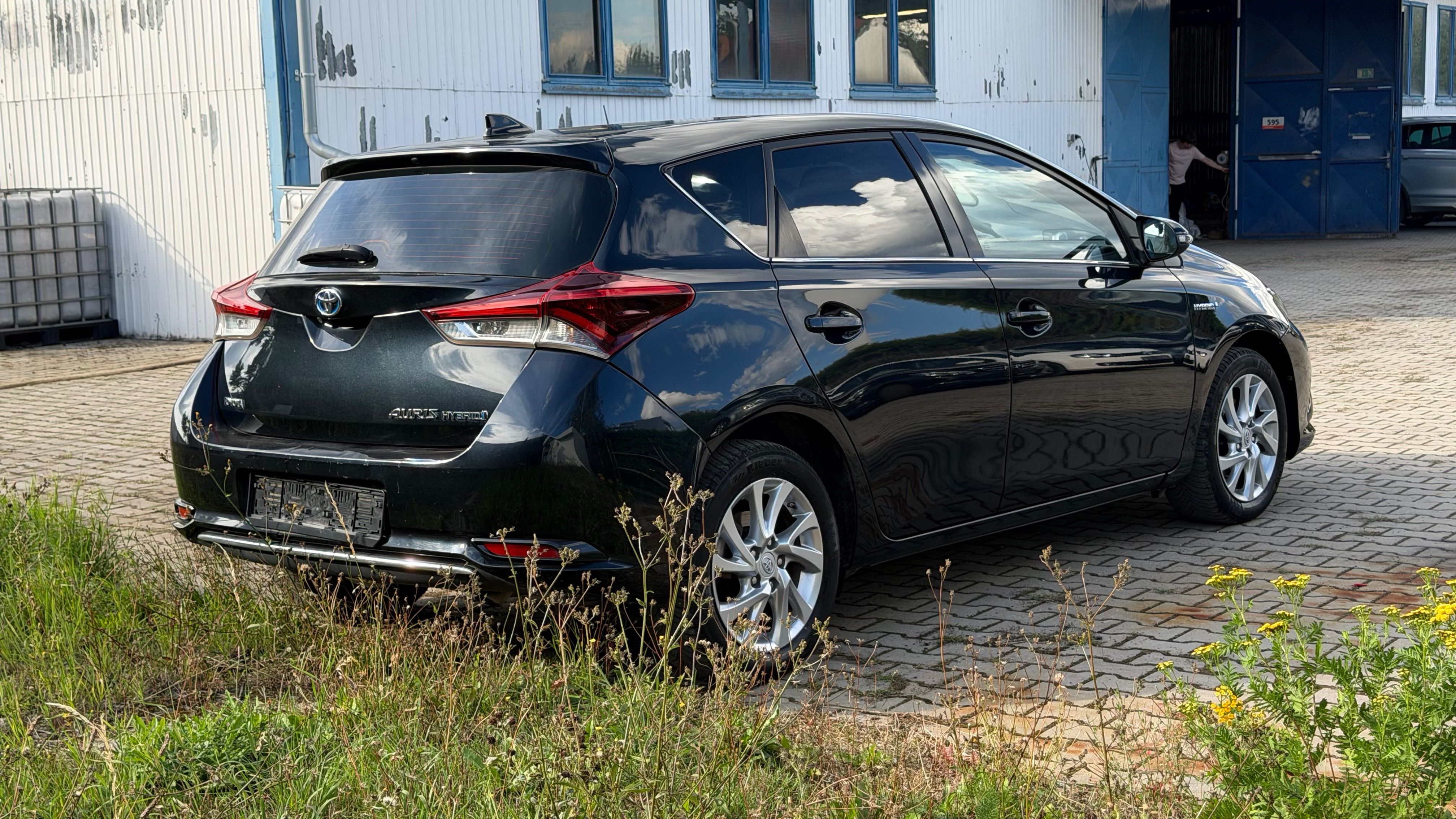 Toyota Auris, 1,8 i HYBRID KAMERA NAVI - fotka 6