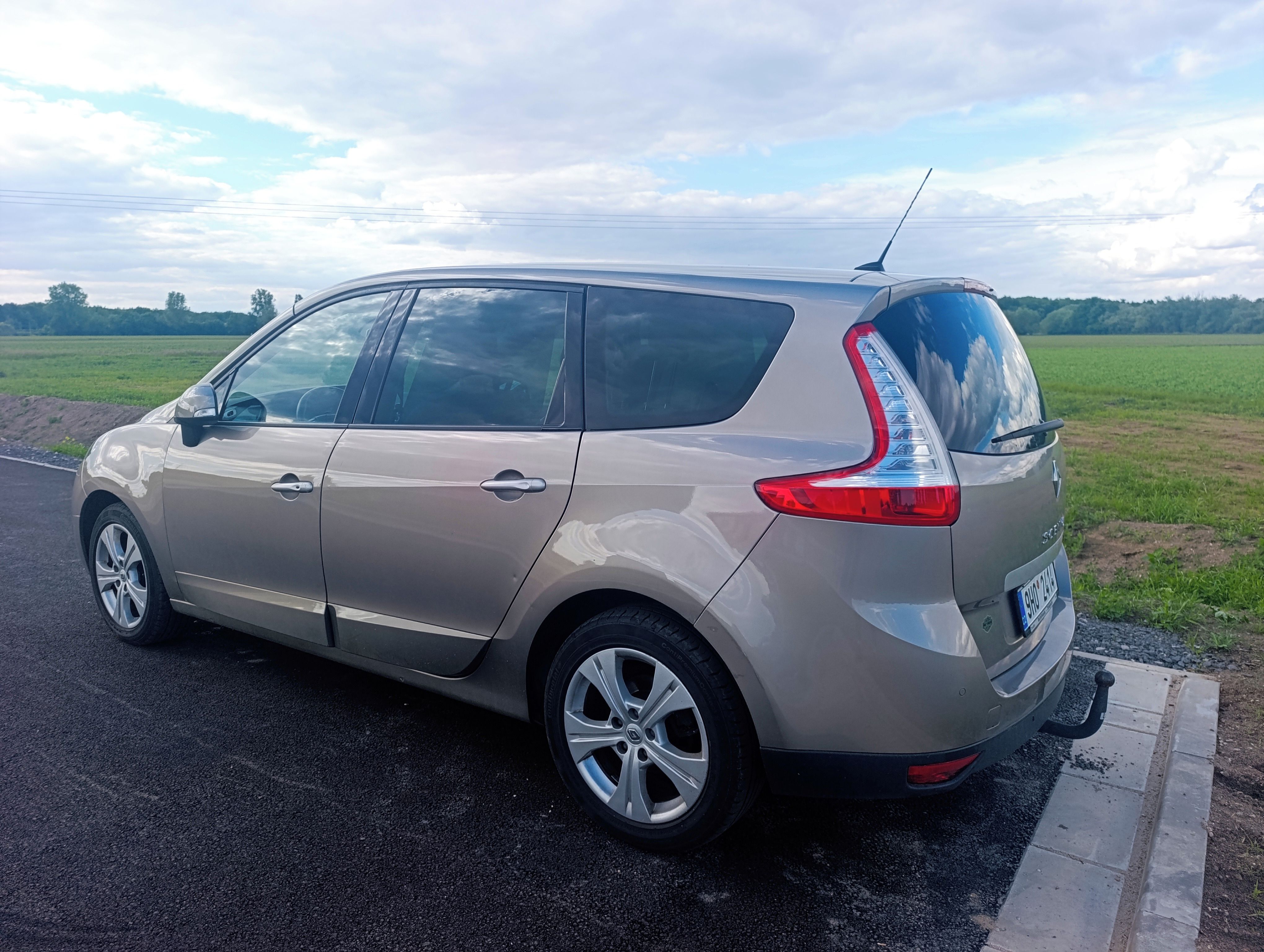 Renault Grand Scénic, Renault Grand Scénic 7 místný - fotka 5