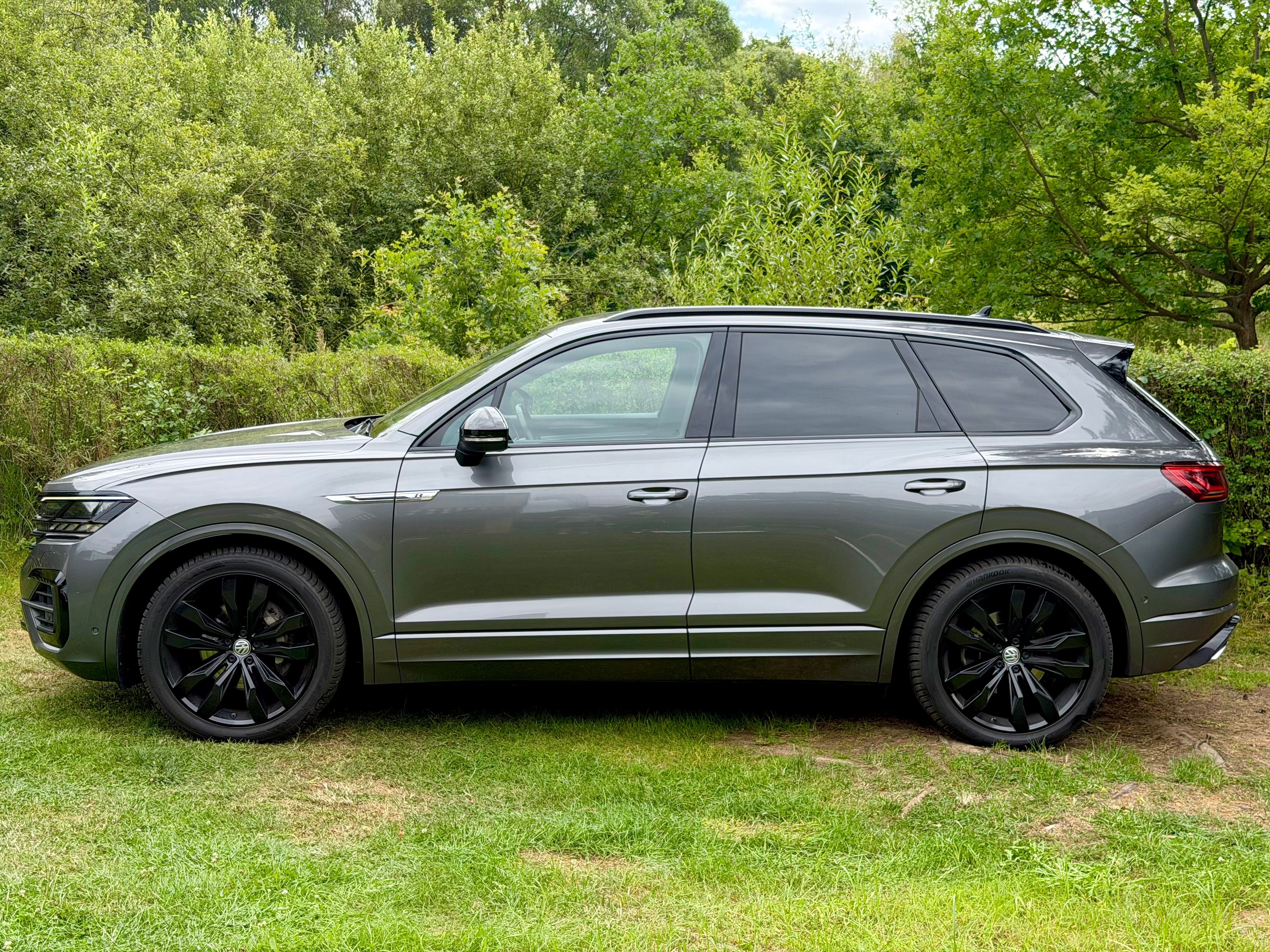 Volkswagen Touareg, R line 3.0 210kW CZ vzduch taž - fotka 3