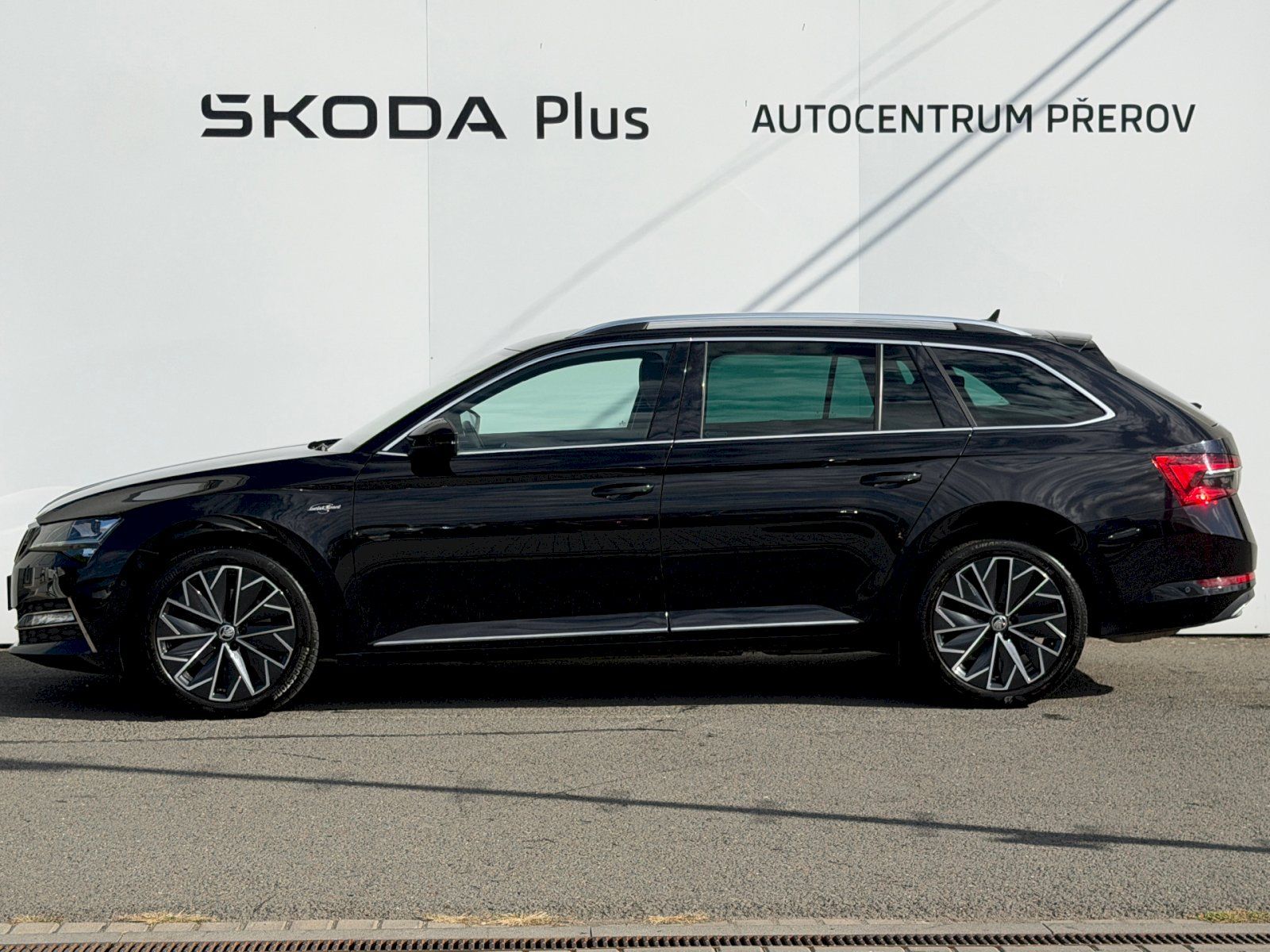 Škoda Superb, 2.0 TDI 147kW 4x4 DSG L&K - fotka 3