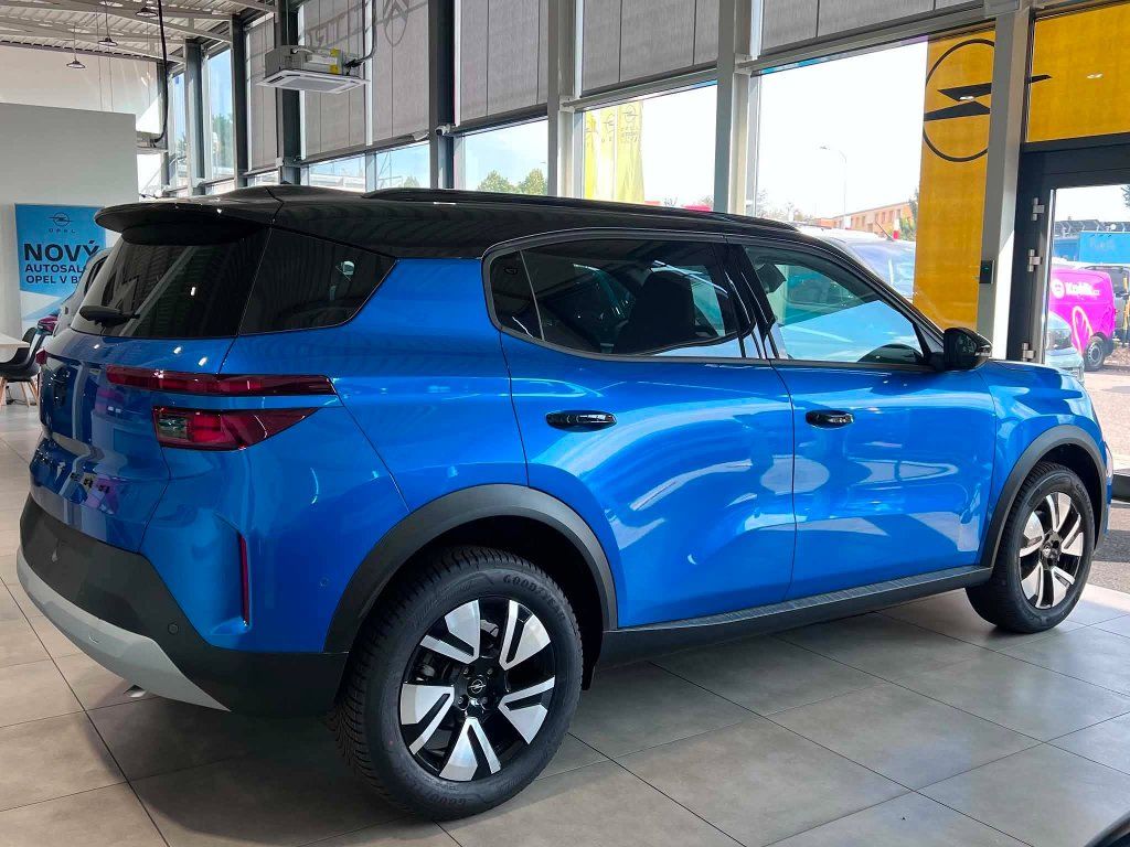 Opel Frontera, GS XL 113 k  baterie 54 kWh - fotka 3