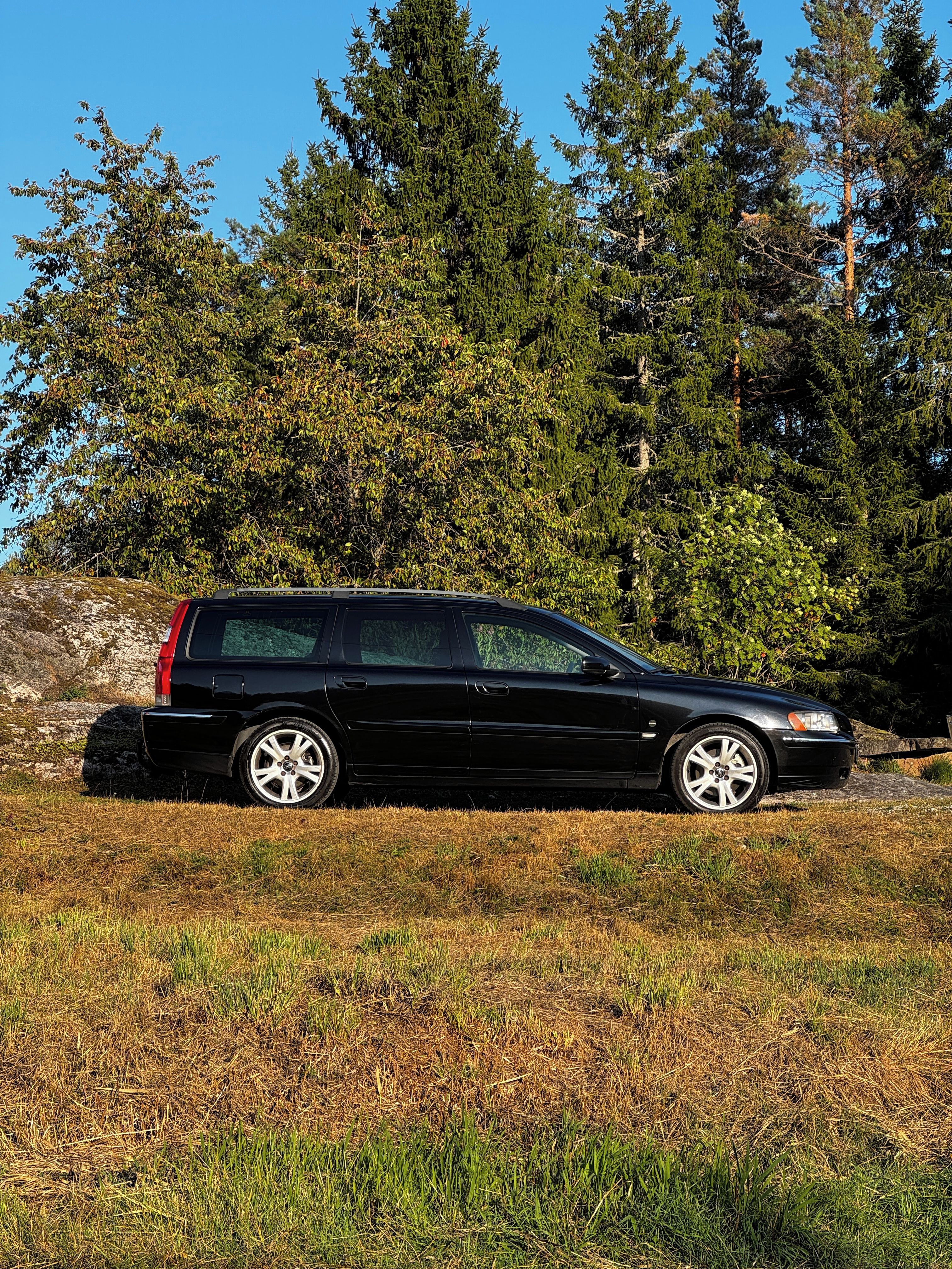 Volvo V70, Volvo V70 D5 2.4 163k Automat - fotka 2