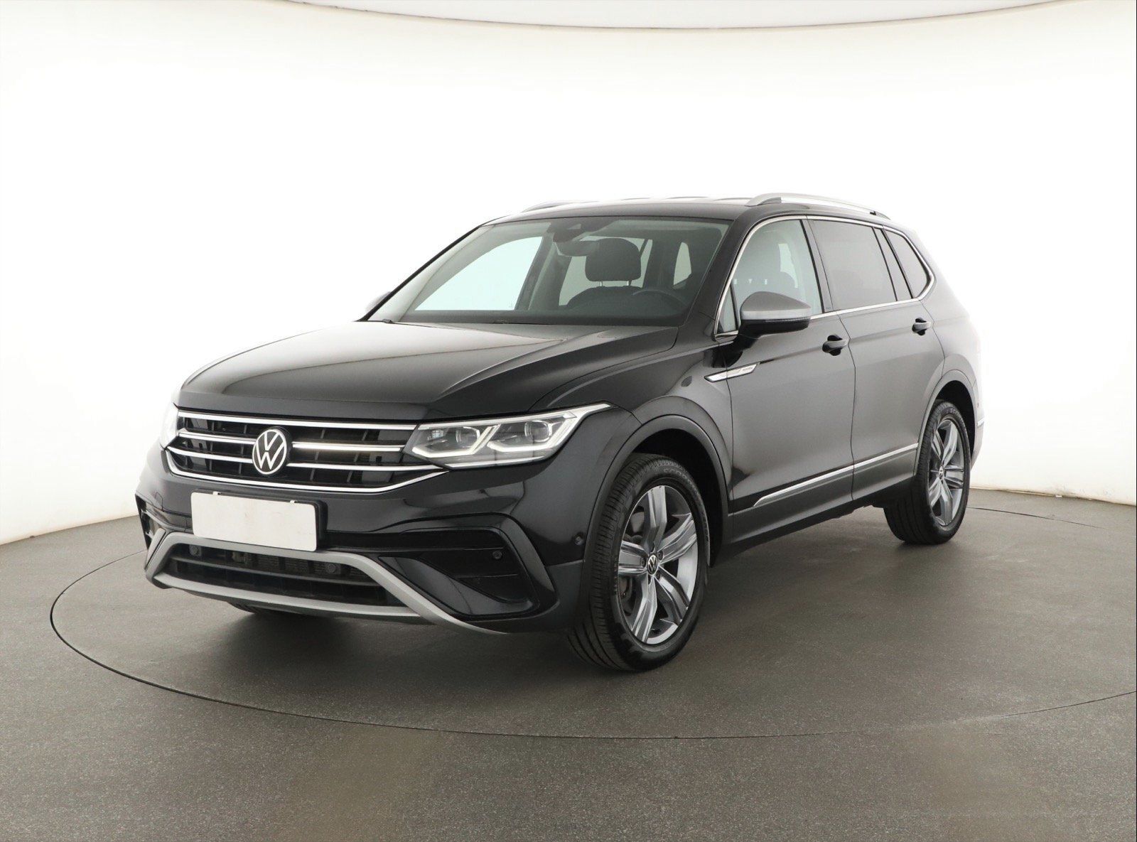 Volkswagen Tiguan Allspace, 2.0 TSI, Elegance, 4X4 - fotka 2