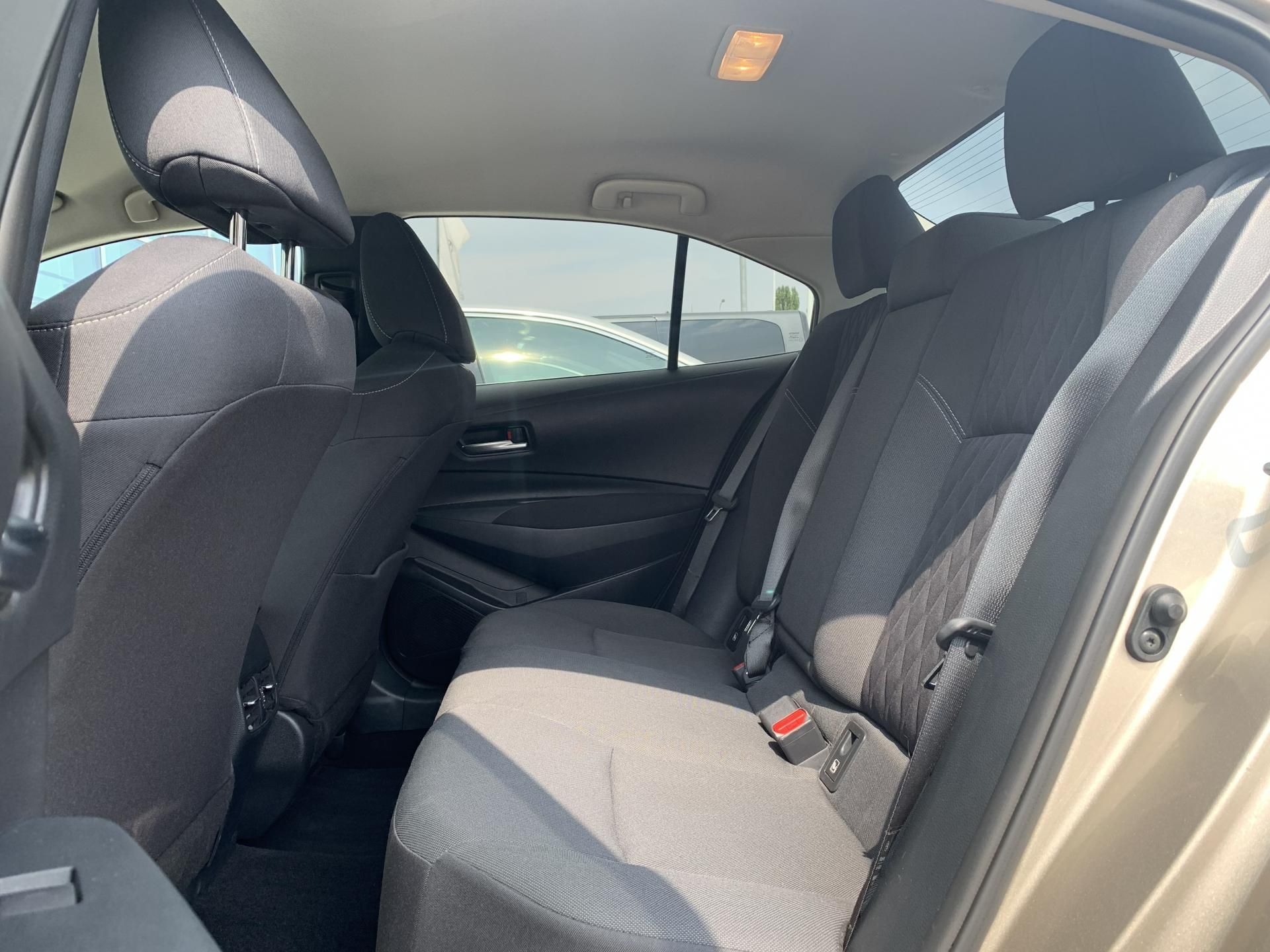 Toyota Corolla, SD COMFORT STYLE TECH 1.5 VVTi - fotka 6
