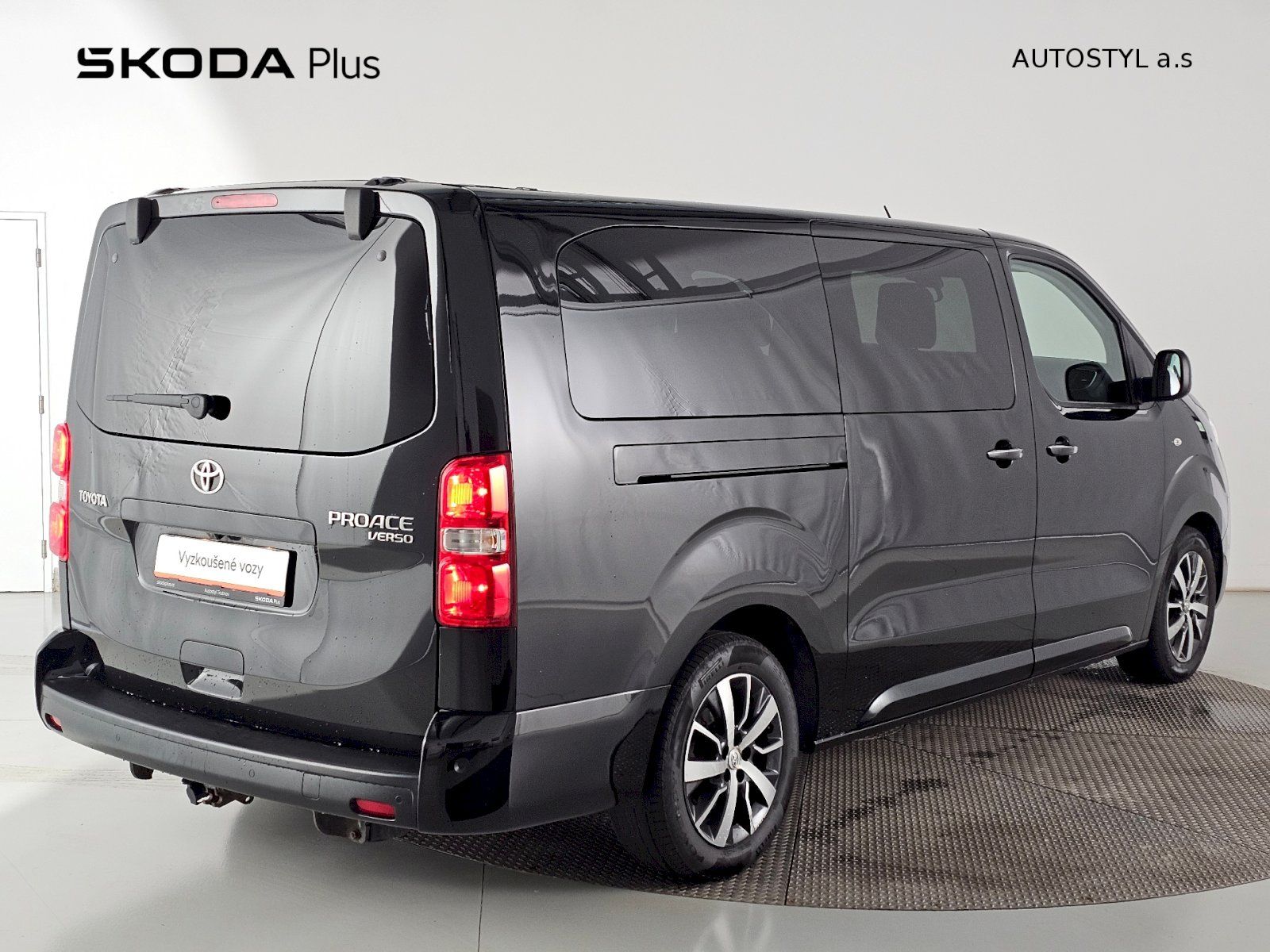 Toyota Proace Verso, 2.0D L2 130kW VIP 7S - fotka 2