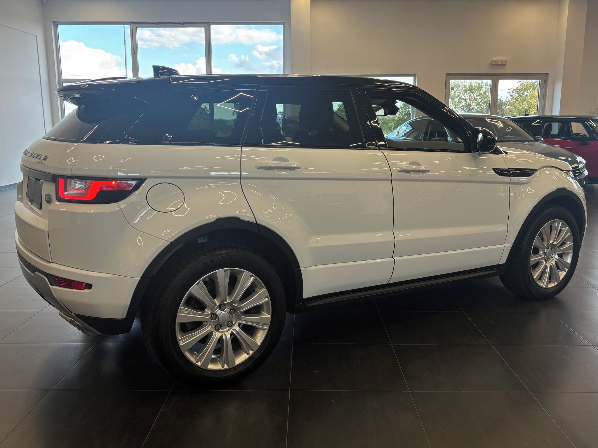 Land Rover Range Rover Evoque, Evoque 2.0 TD4 132 kW, Automat - fotka 5