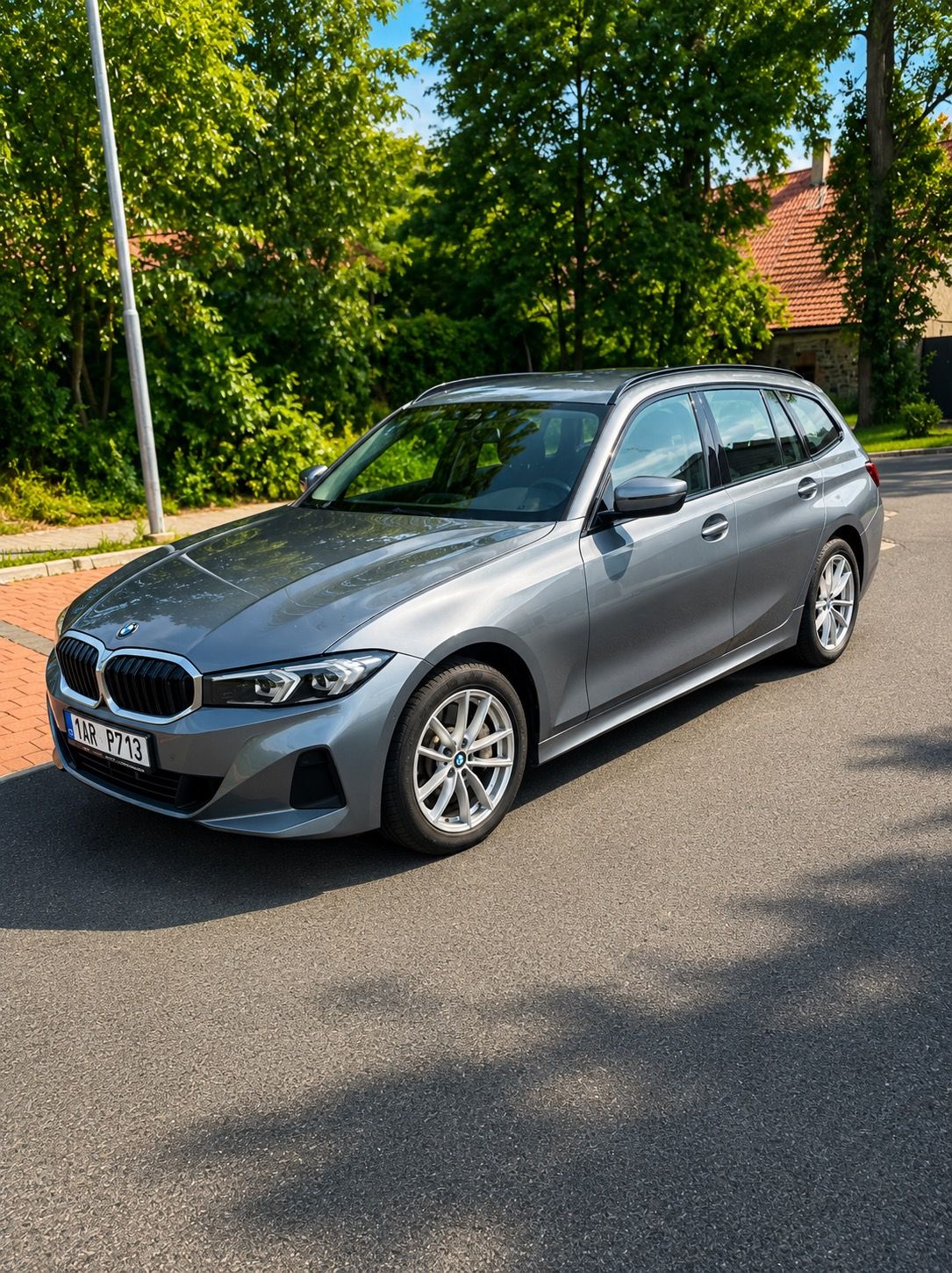 BMW Řada 3, BMW 330D. 2023 rok. 210 kw DPH