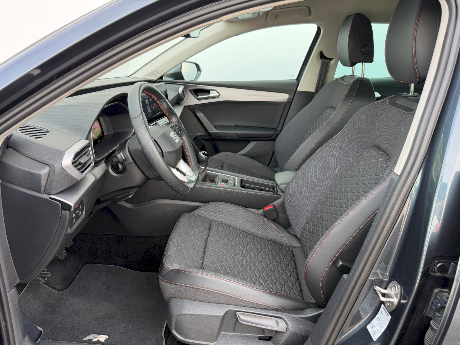 Seat Leon, FR 1.5 TSI 110kW SP - fotka 5
