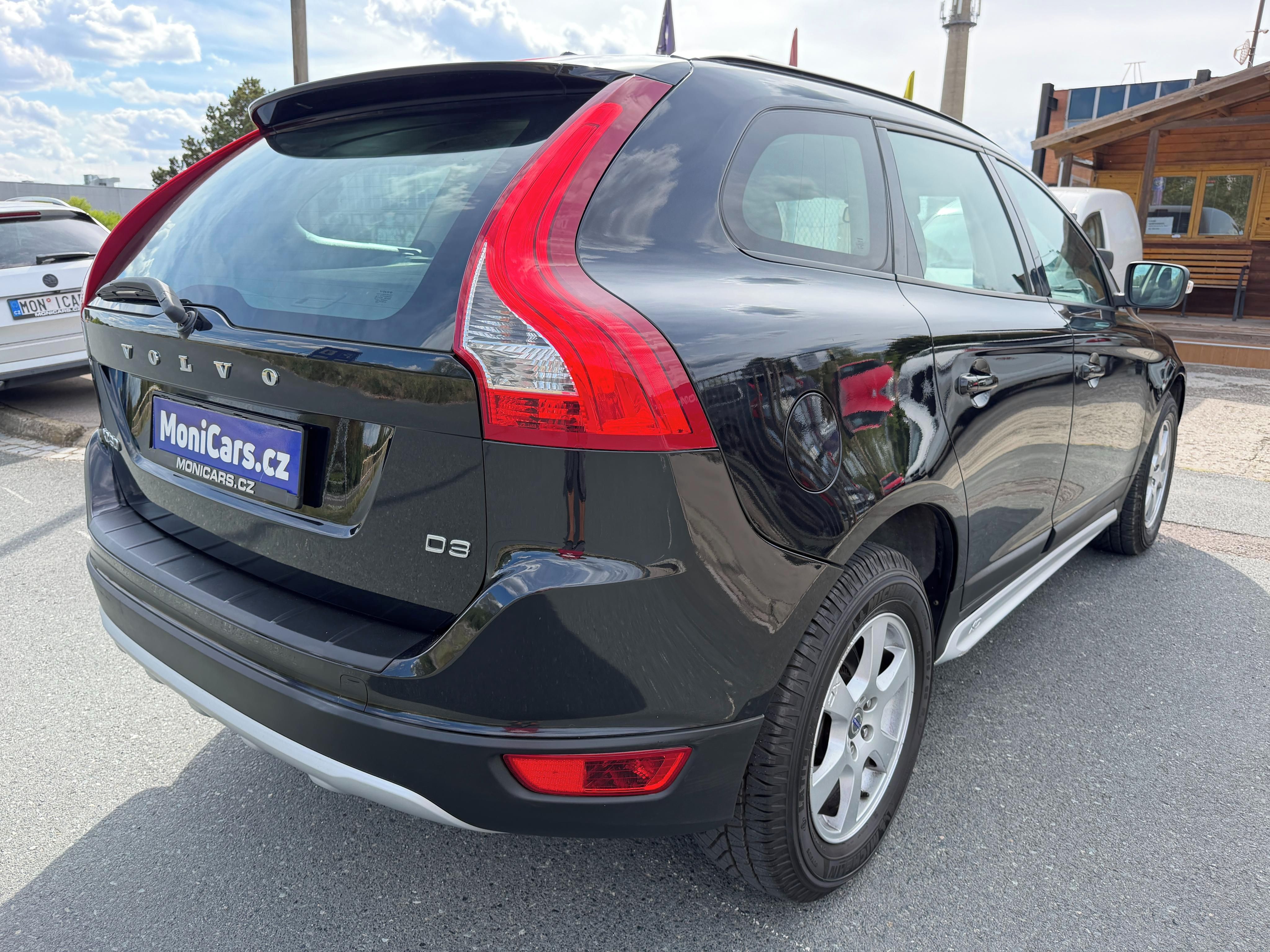 Volvo XC60, 2.0 D3 120kW AUTOMAT - fotka 5