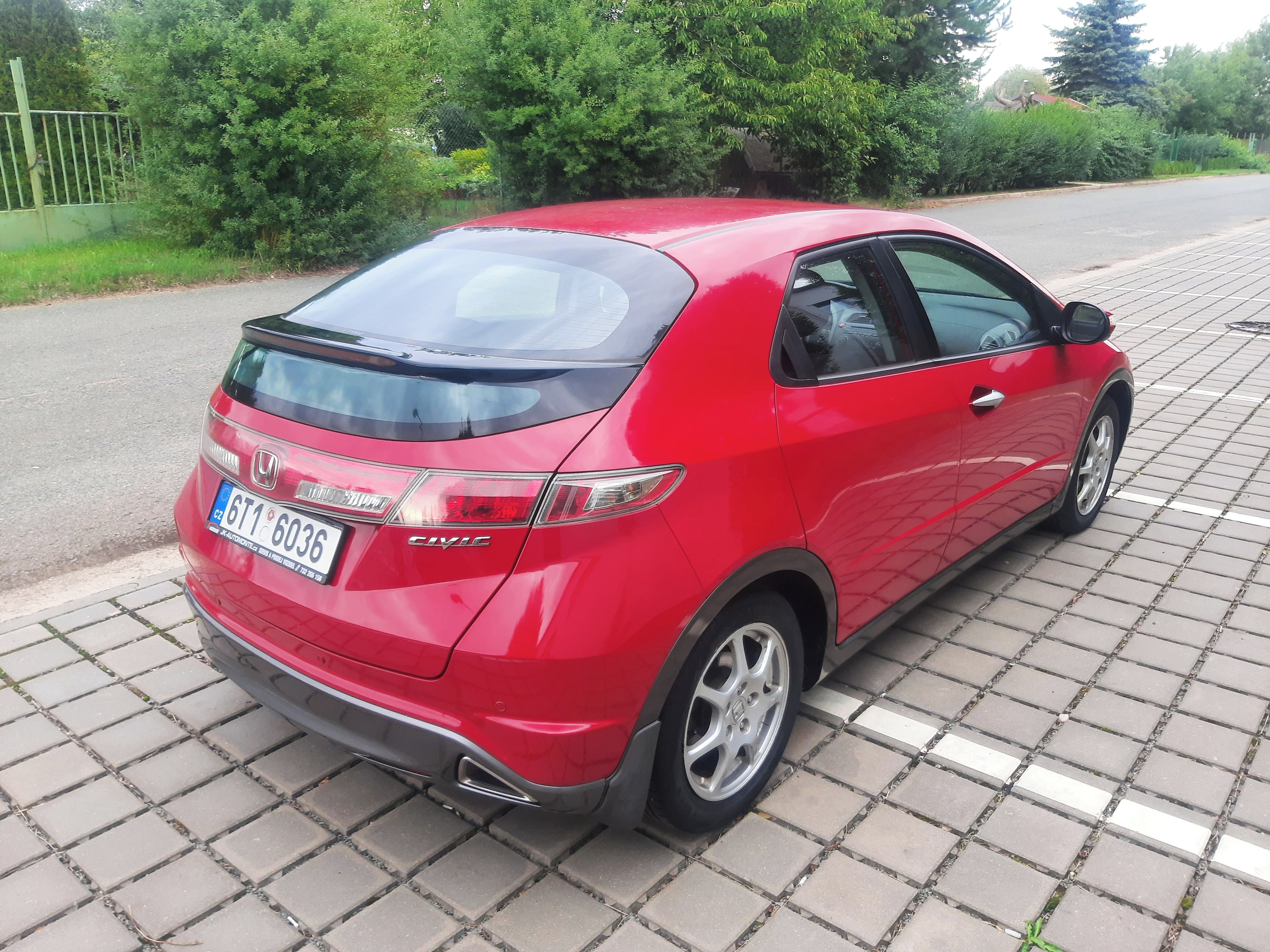 Honda Civic, 1.4i VTEC 73kW, NOVÉ V ČR - fotka 3
