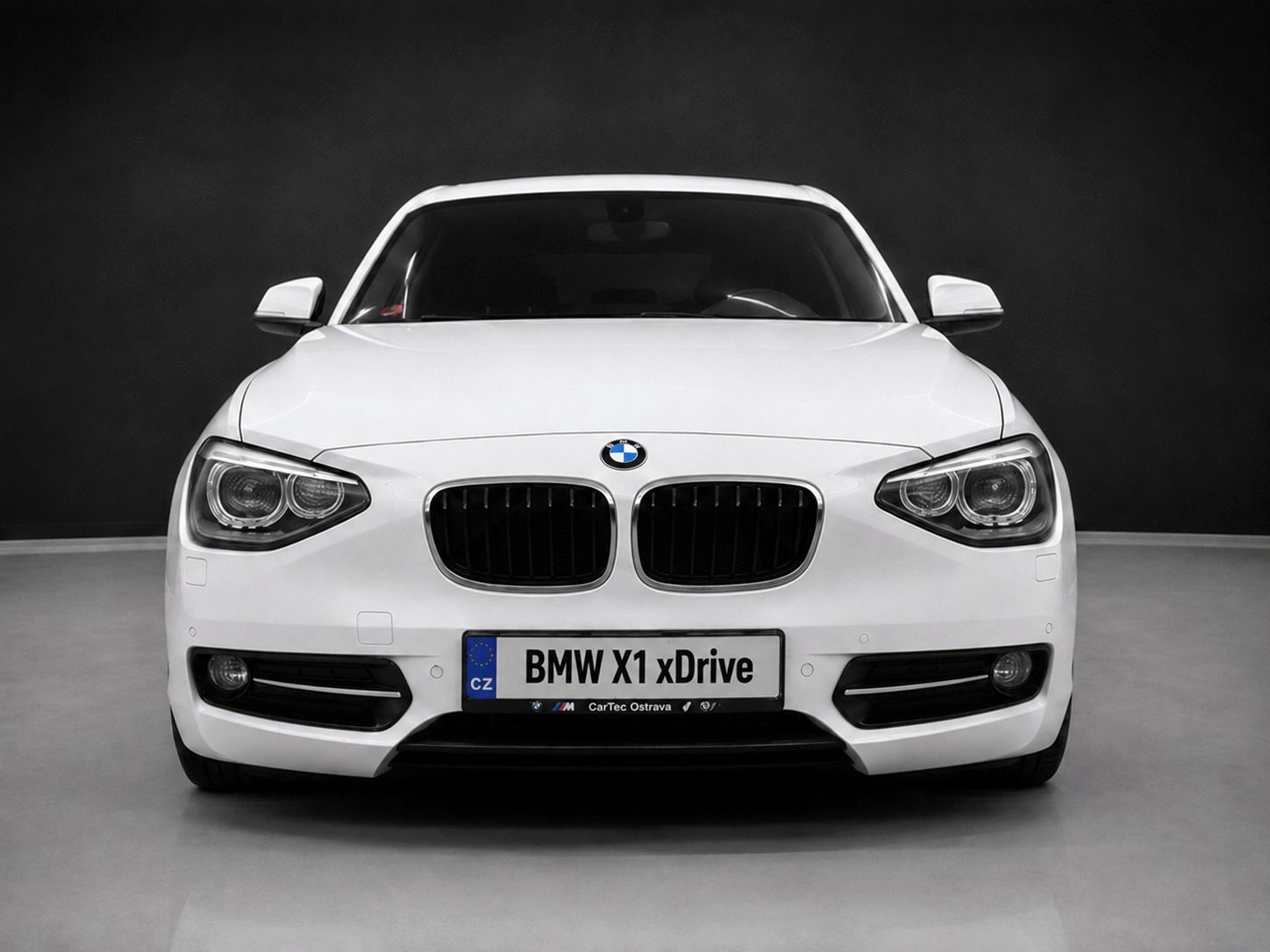 BMW Řada 1, BMW 118d Xdrive sport line - fotka 2