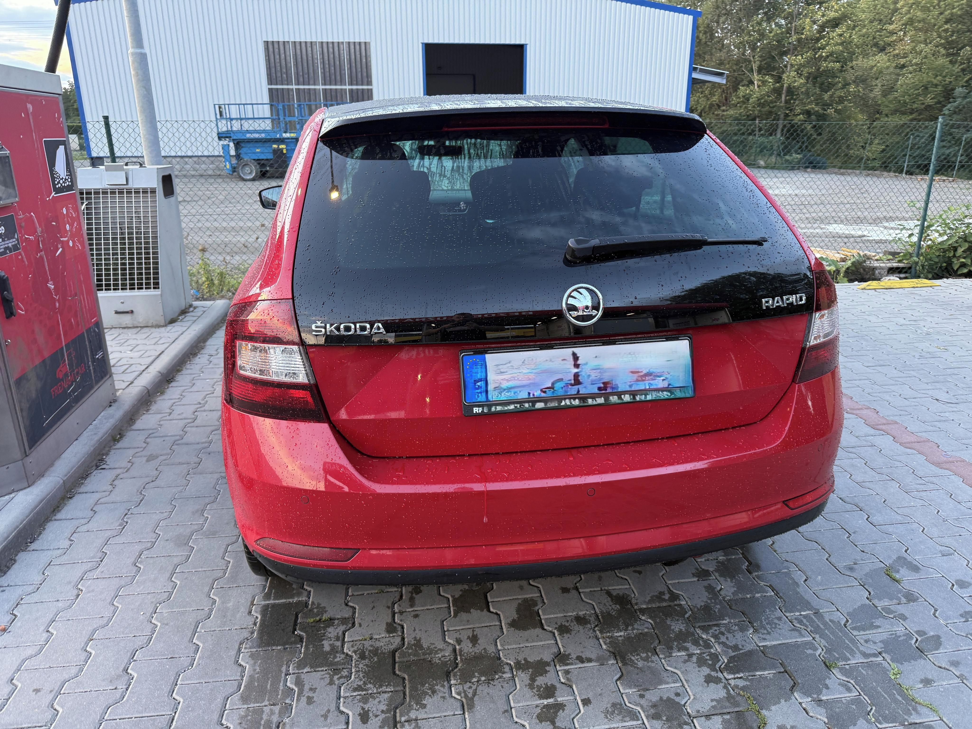 Škoda Rapid, Škoda Rapid Monte Carlo DSG - fotka 3