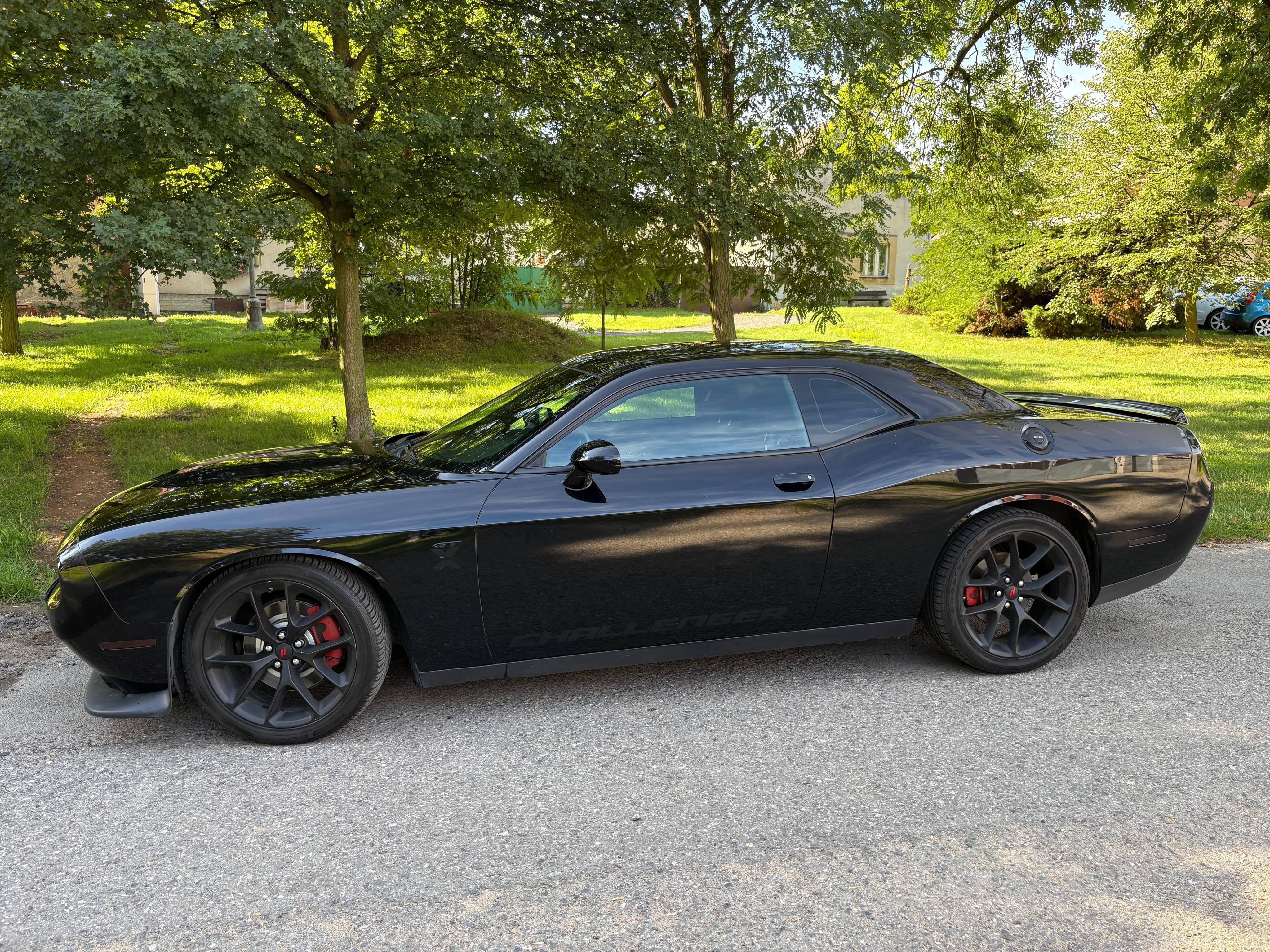 Dodge Challenger, 3.6 cvvt GT pentastar - fotka 6