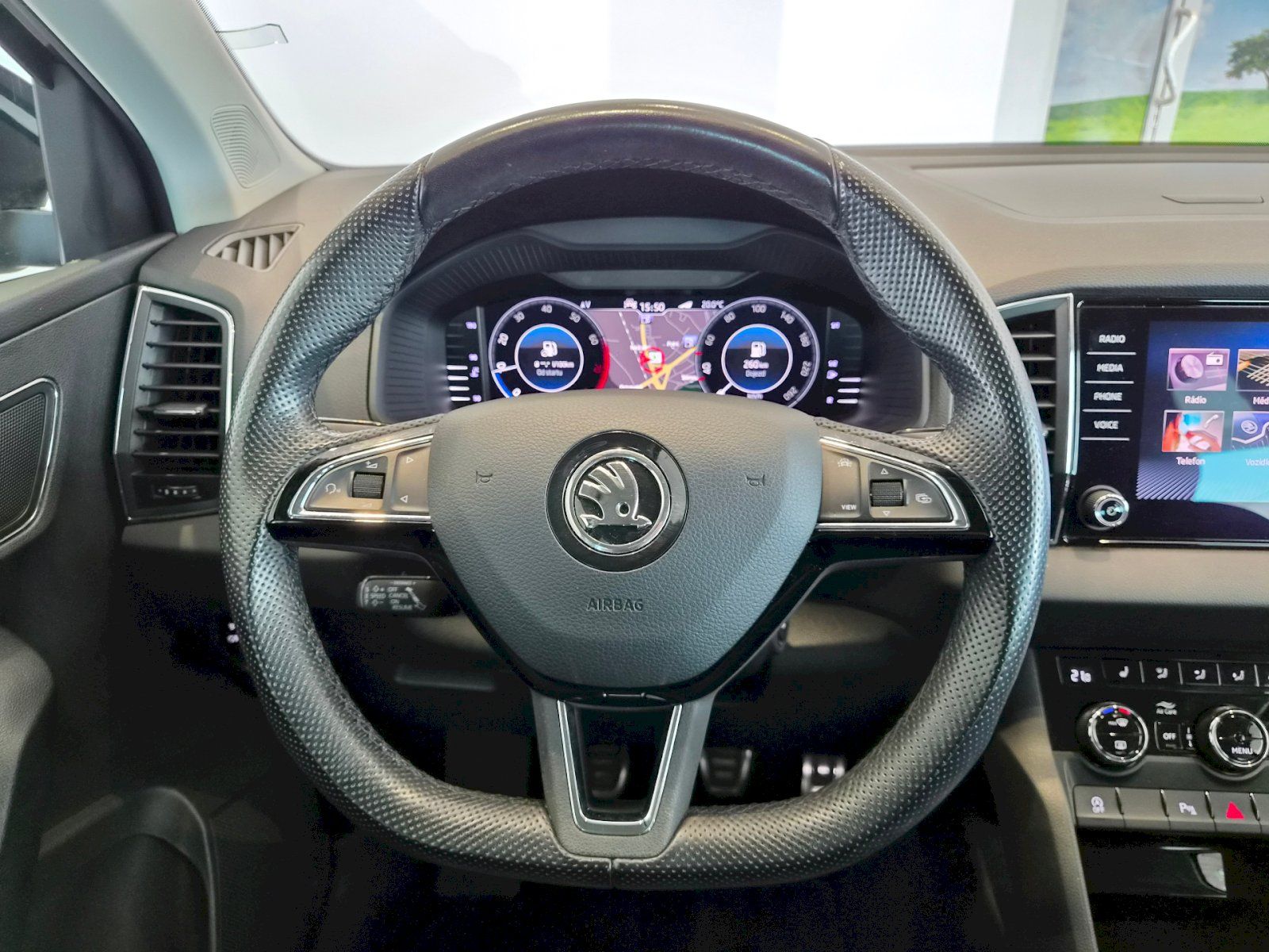 Škoda Karoq, 1,5 TSI / 110 kW Style Plus - fotka 6