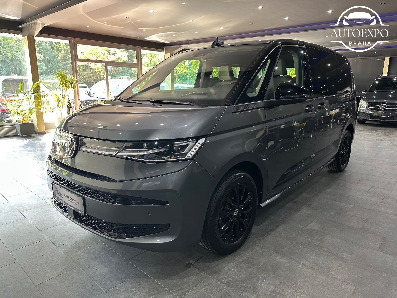 Volkswagen Multivan, EDITION / PANORAMA / 7.míst*