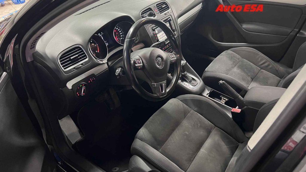 Volkswagen Golf, 1.6TDi - fotka 3