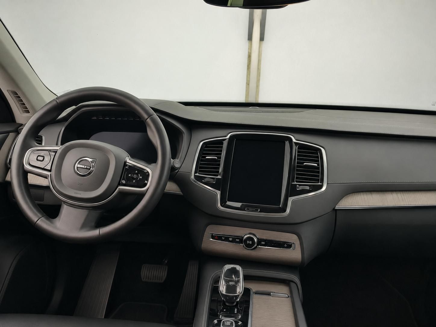 Volvo XC90, B5 ,Diesel Plus Dark Auto - fotka 2