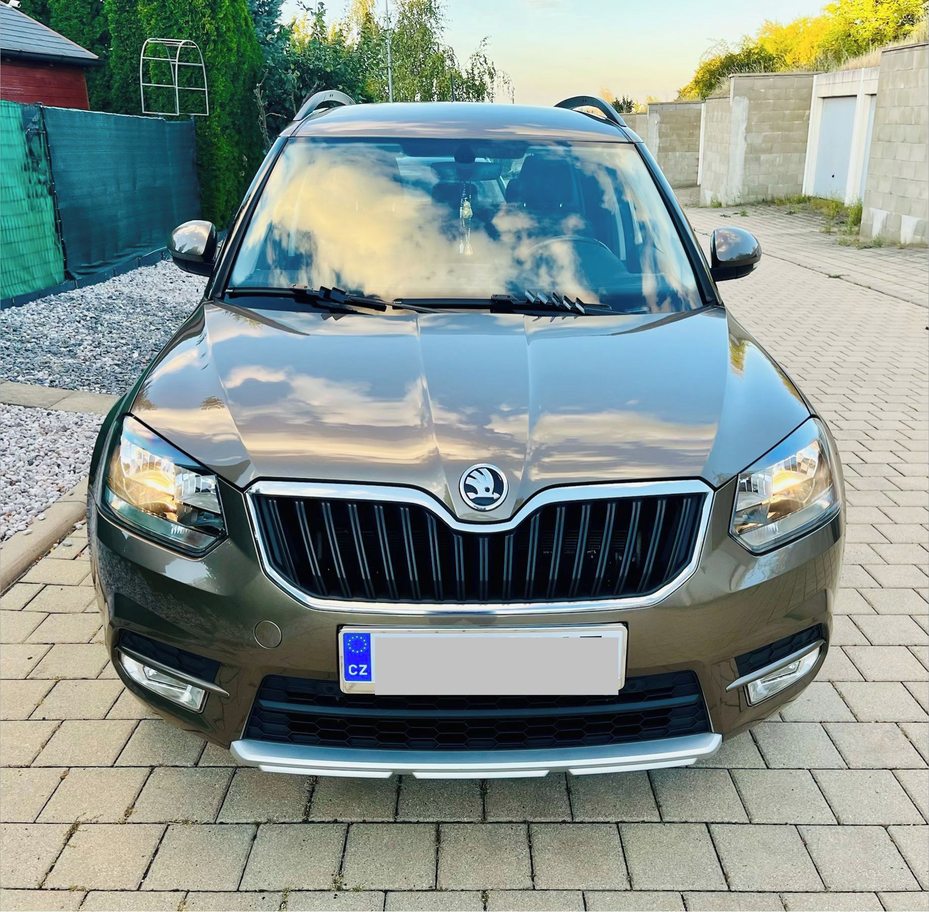 Škoda Yeti, 1.4TSI 4x4 DSG AUTOMAT - fotka 4