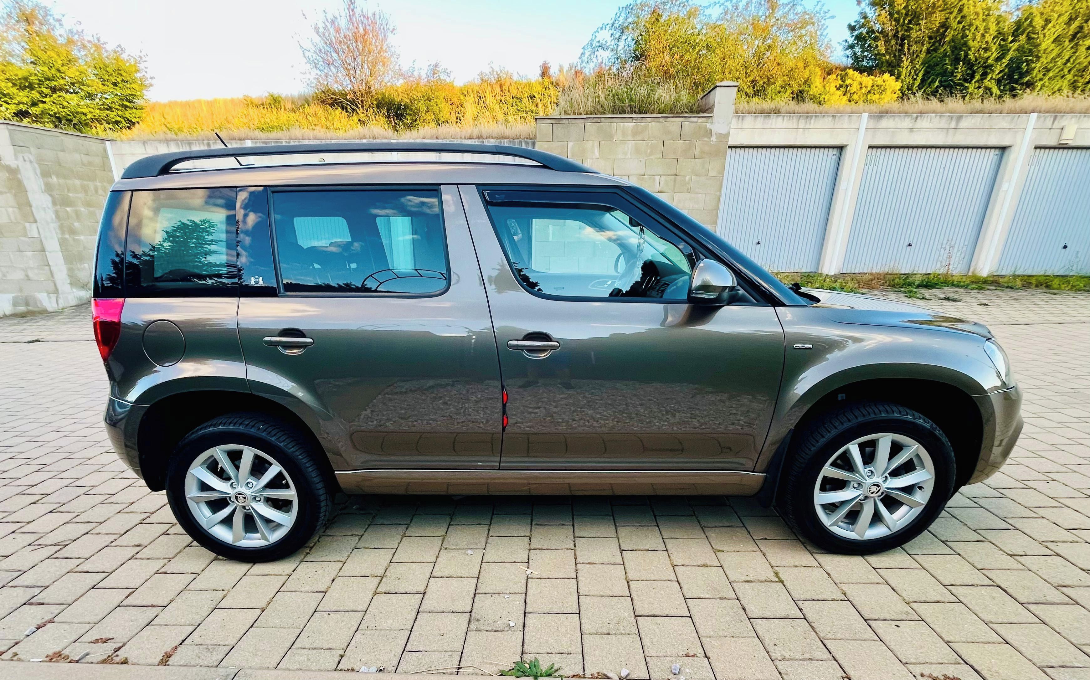 Škoda Yeti, 1.4TSI 4x4 DSG AUTOMAT - fotka 5