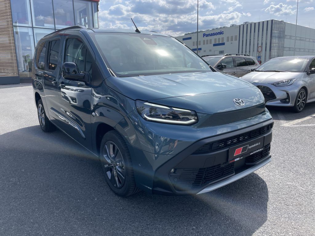 Toyota Proace City Verso, 1.5D 130k VIP 7S ODBĚR 10/2026