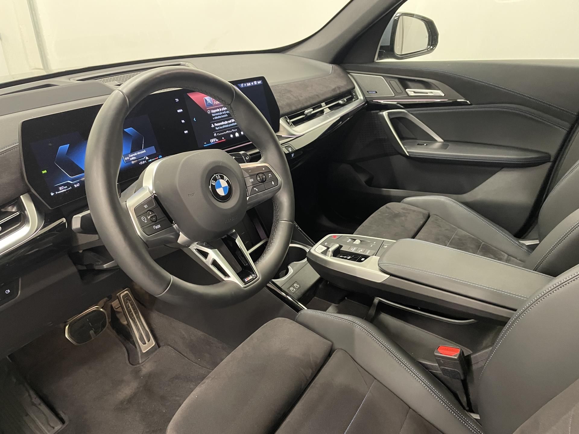 BMW X1, X1 23i xDrive M PRO Tažné - fotka 6