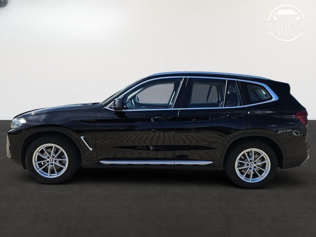 BMW X3, 20*xDrive 20i* - fotka 6