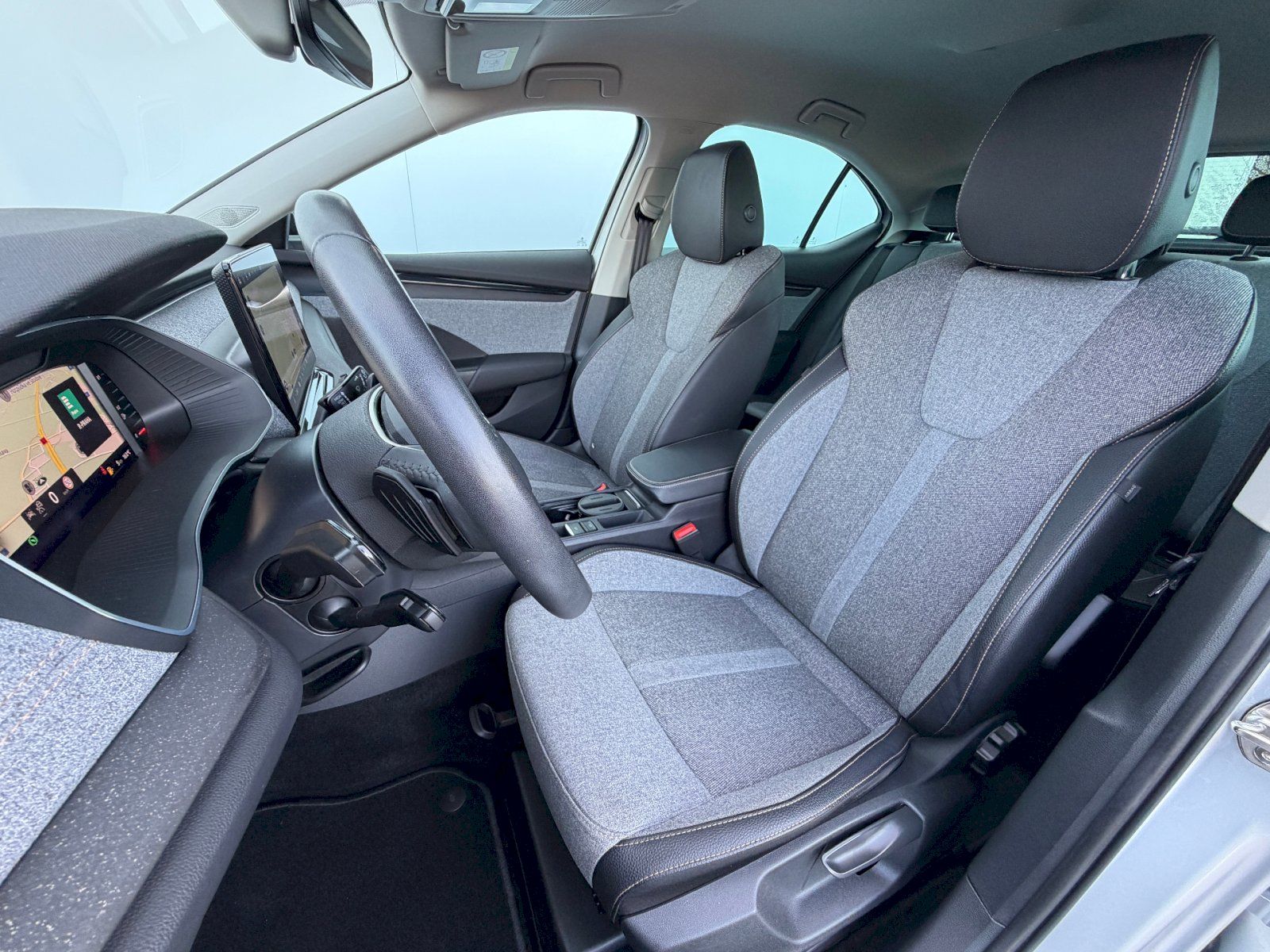 Škoda Octavia, 1.5 TSI 110kW DSG Top Selectio - fotka 6