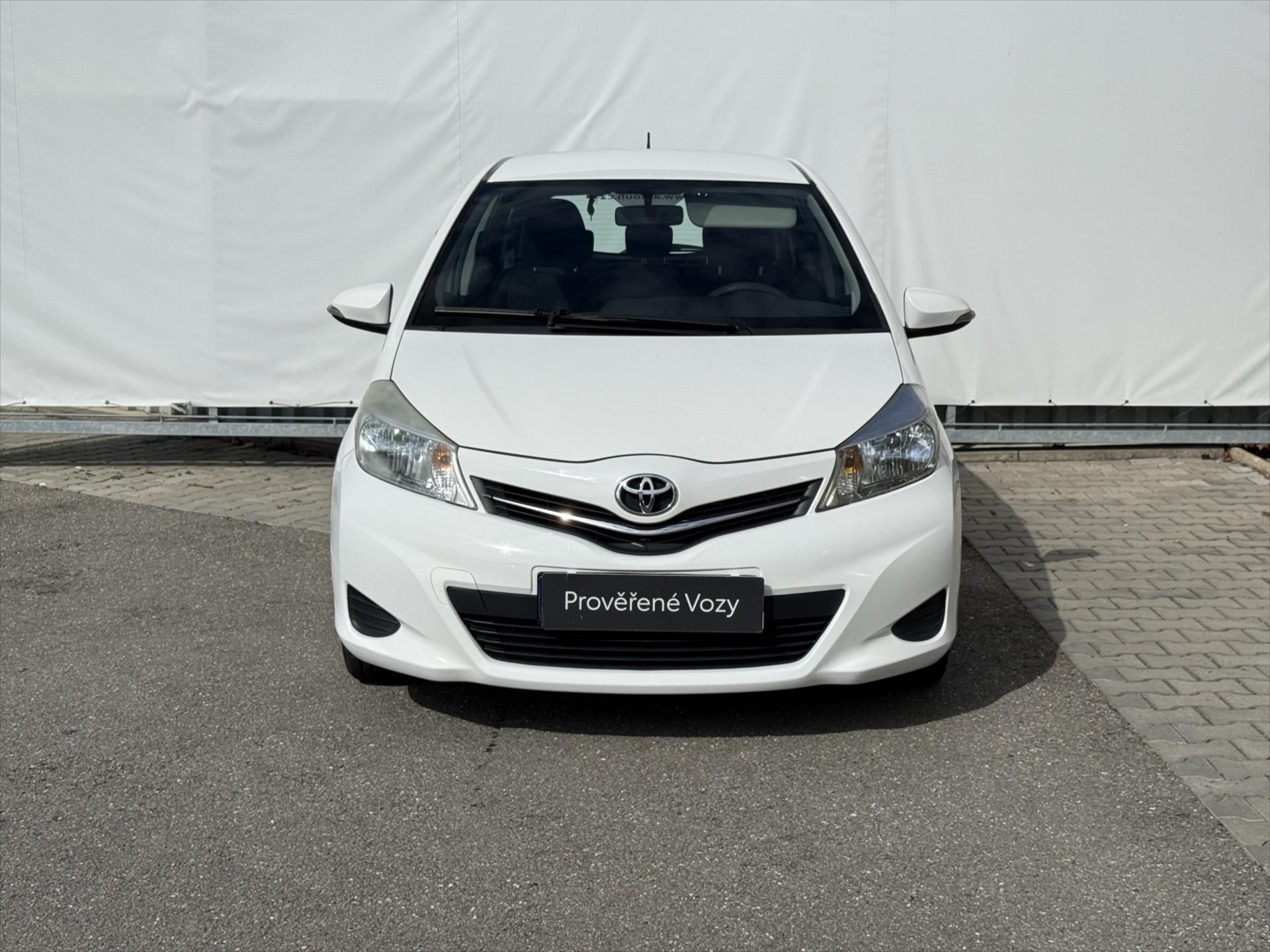 Toyota Yaris, 1,0 AZ Power - fotka 2